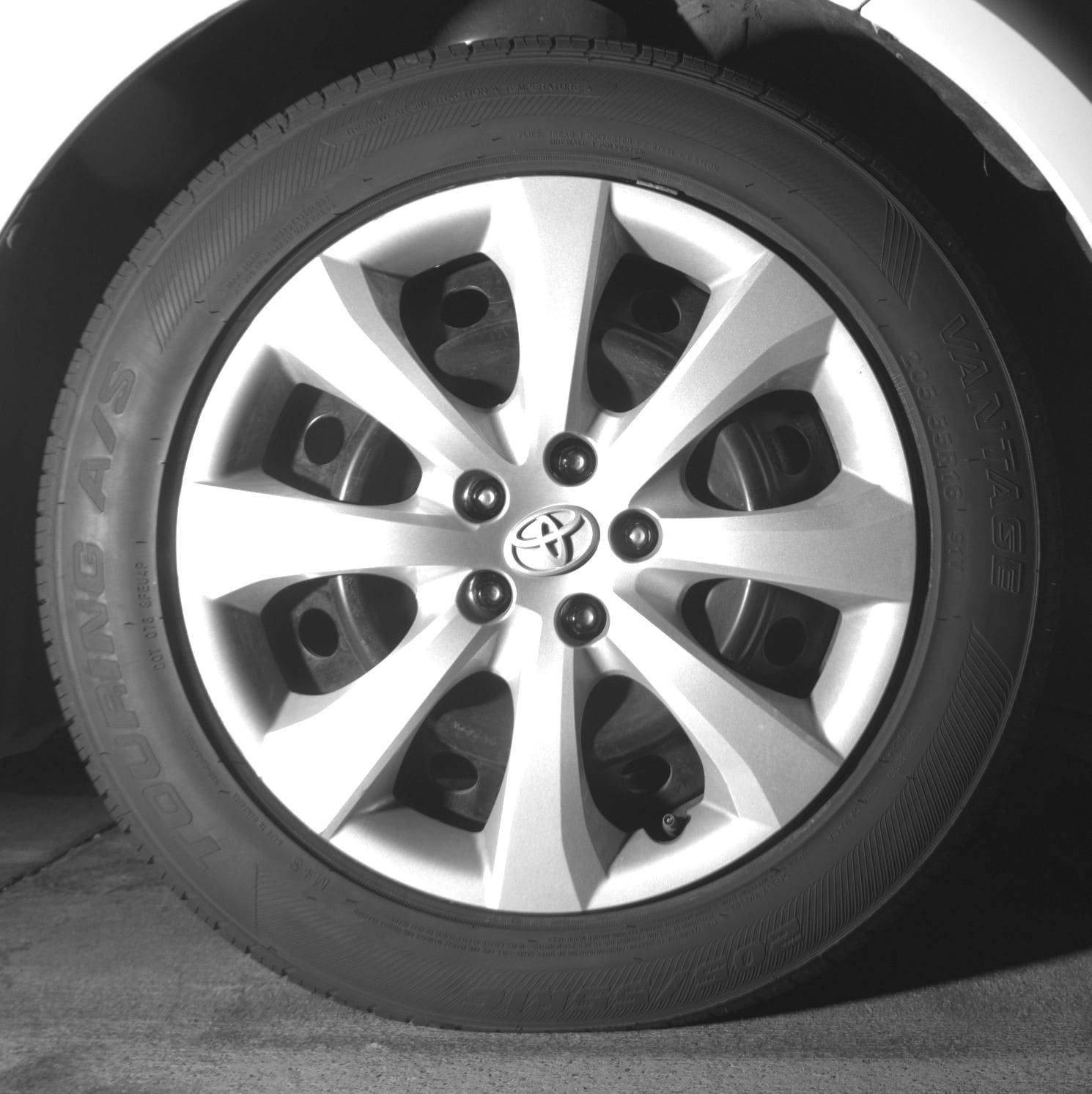 Thumbnail: 2025 Toyota Corolla - 10