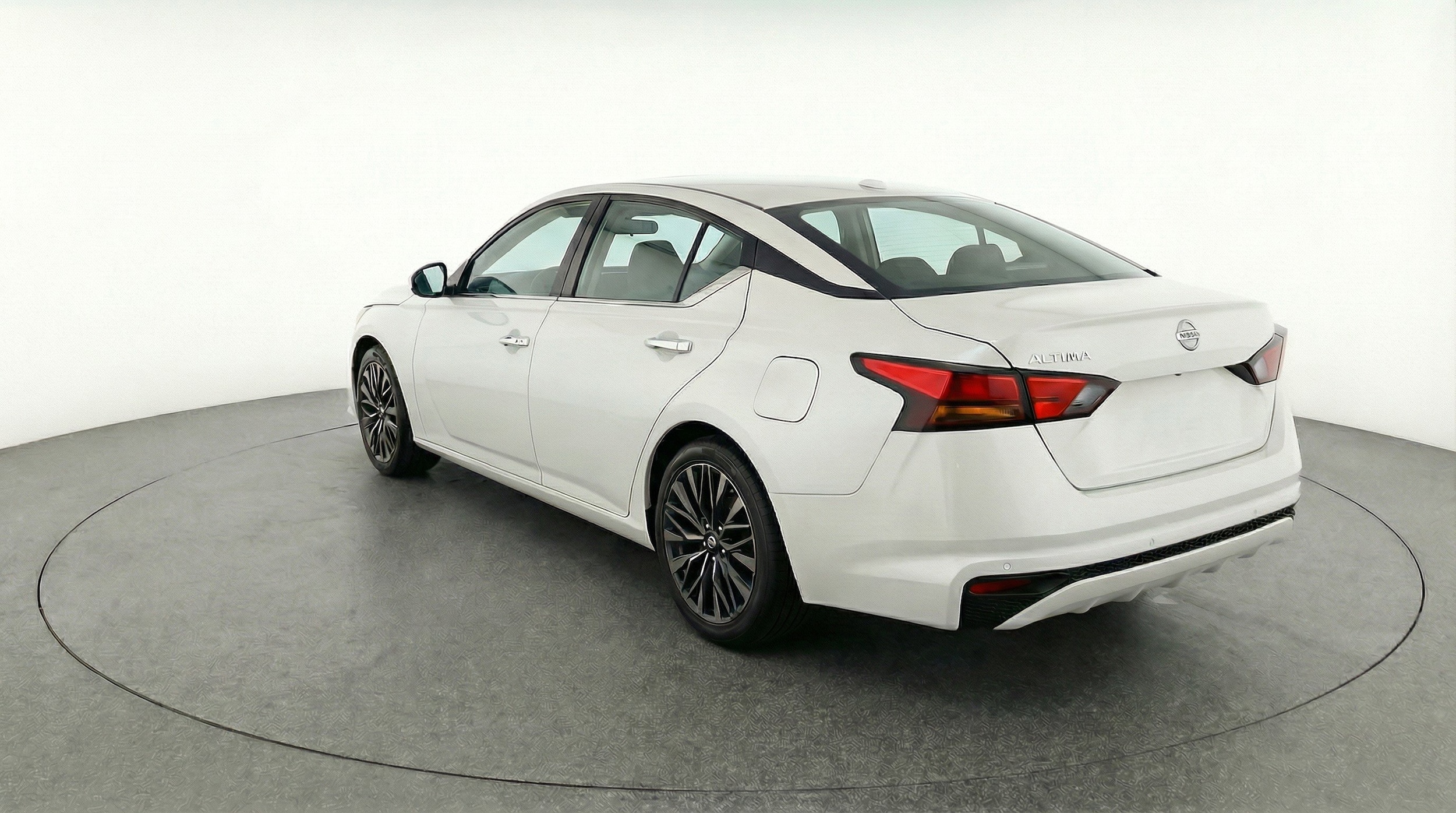 Thumbnail: 2025 Nissan Altima - 6
