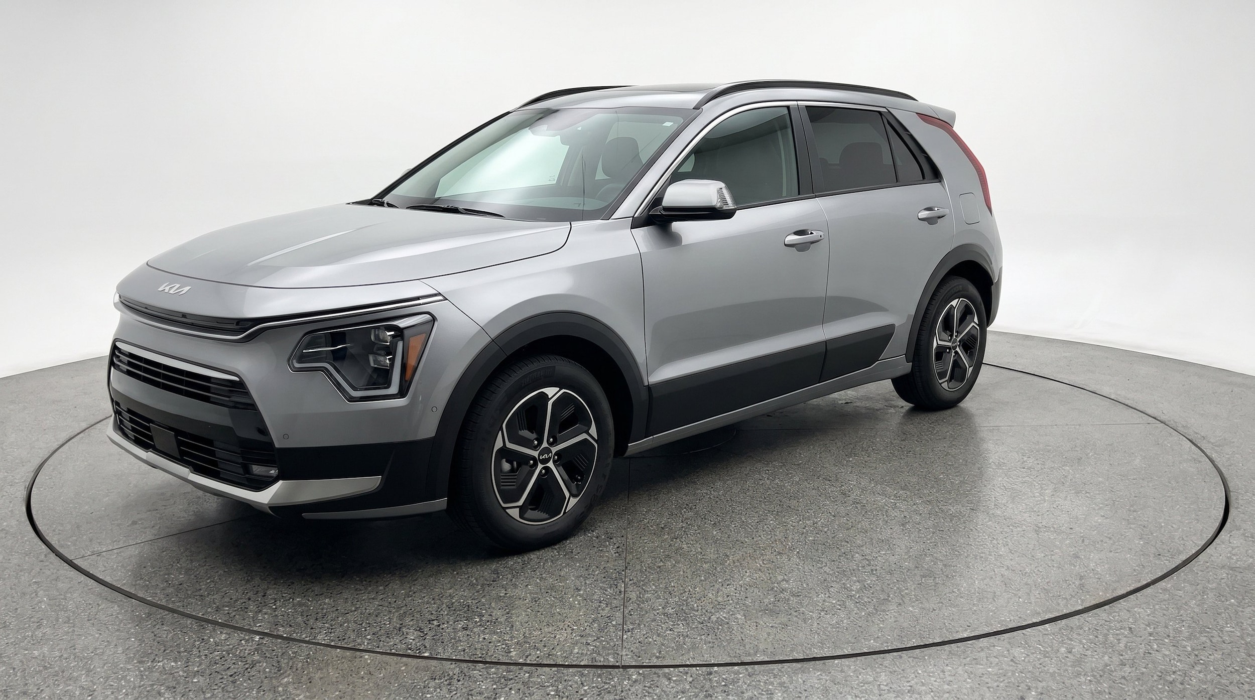 Thumbnail: 2026 Kia Niro - 3