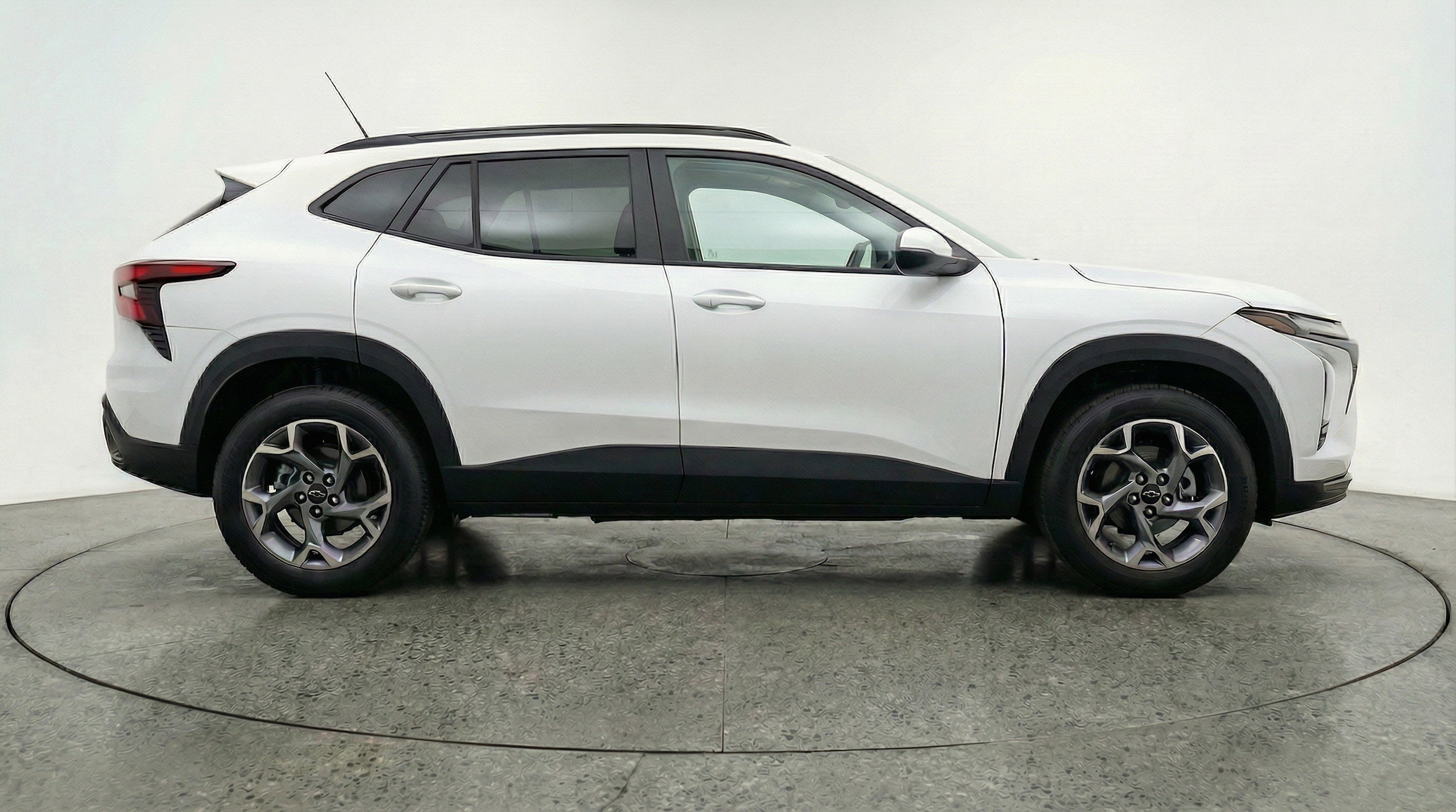 Thumbnail: 2025 Chevrolet Trax - 11