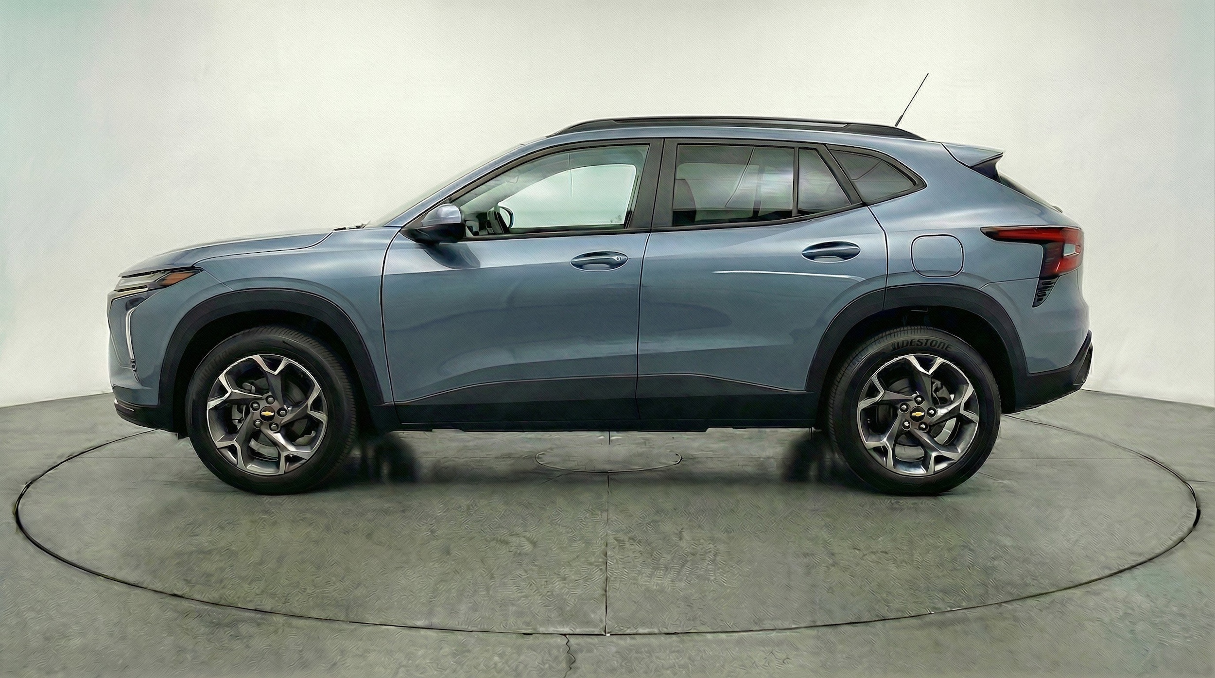 Thumbnail: 2025 Chevrolet Trax - 5