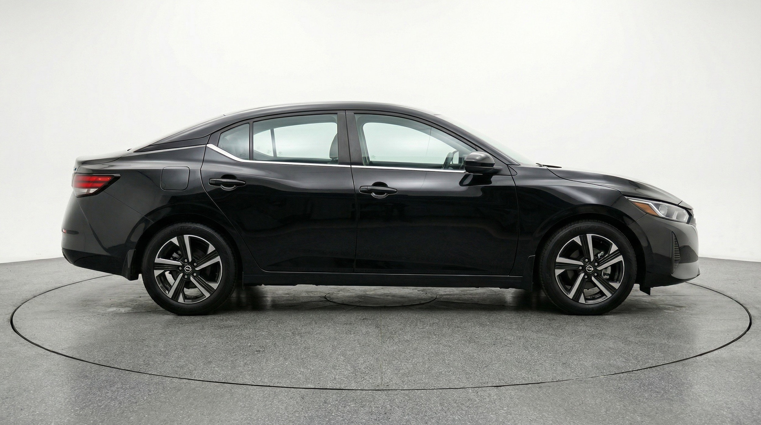 Thumbnail: 2025 Nissan Sentra - 11