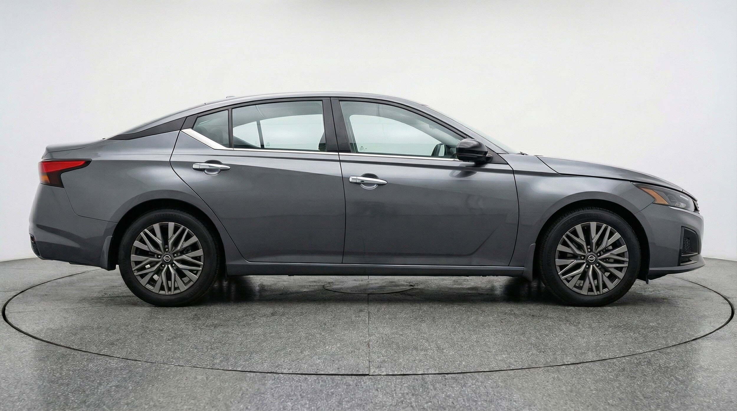 Thumbnail: 2025 Nissan Altima - 11