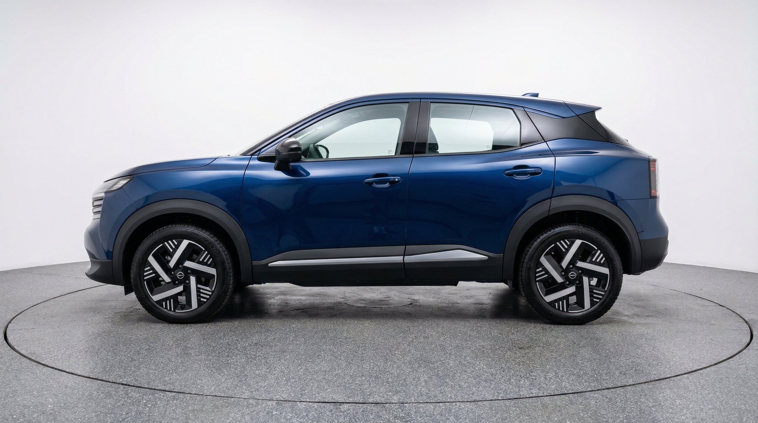 Thumbnail: 2026 Nissan Kicks - 5