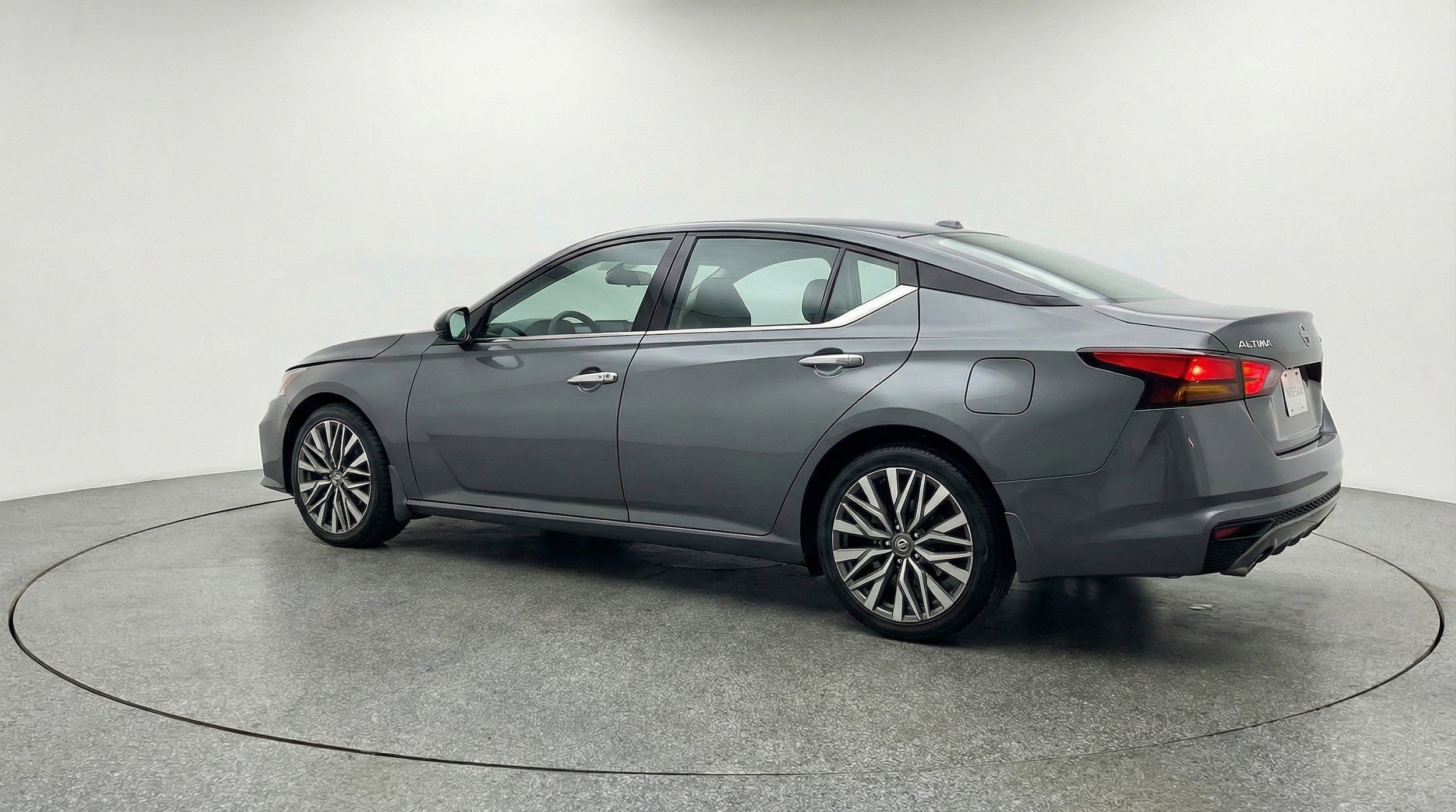 Thumbnail: 2025 Nissan Altima - 6