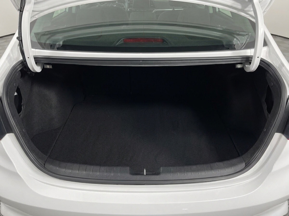 Thumbnail: 2024 Kia Forte - 18