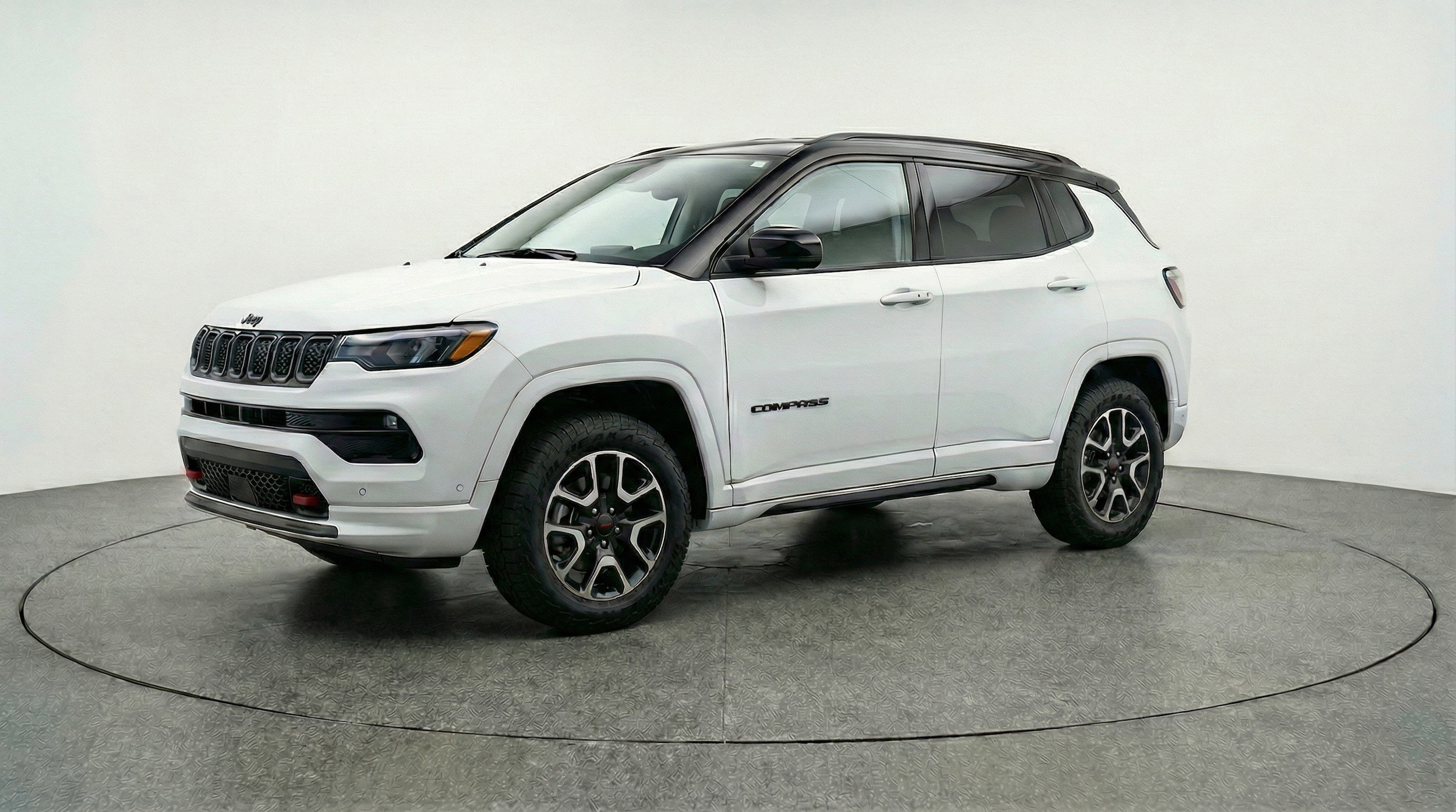 Thumbnail: 2025 Jeep Compass - 3