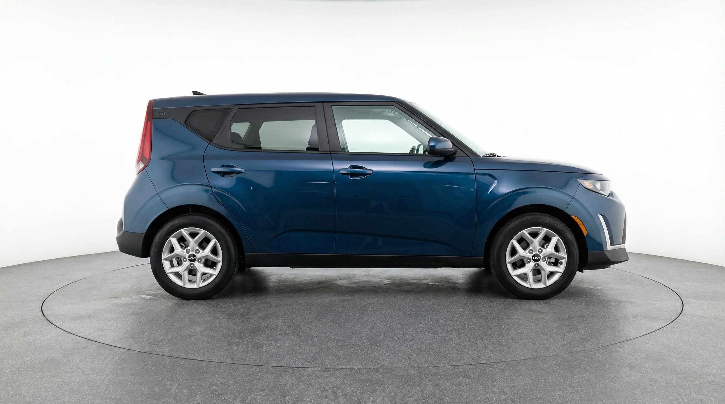 Thumbnail: 2025 Kia Soul - 10