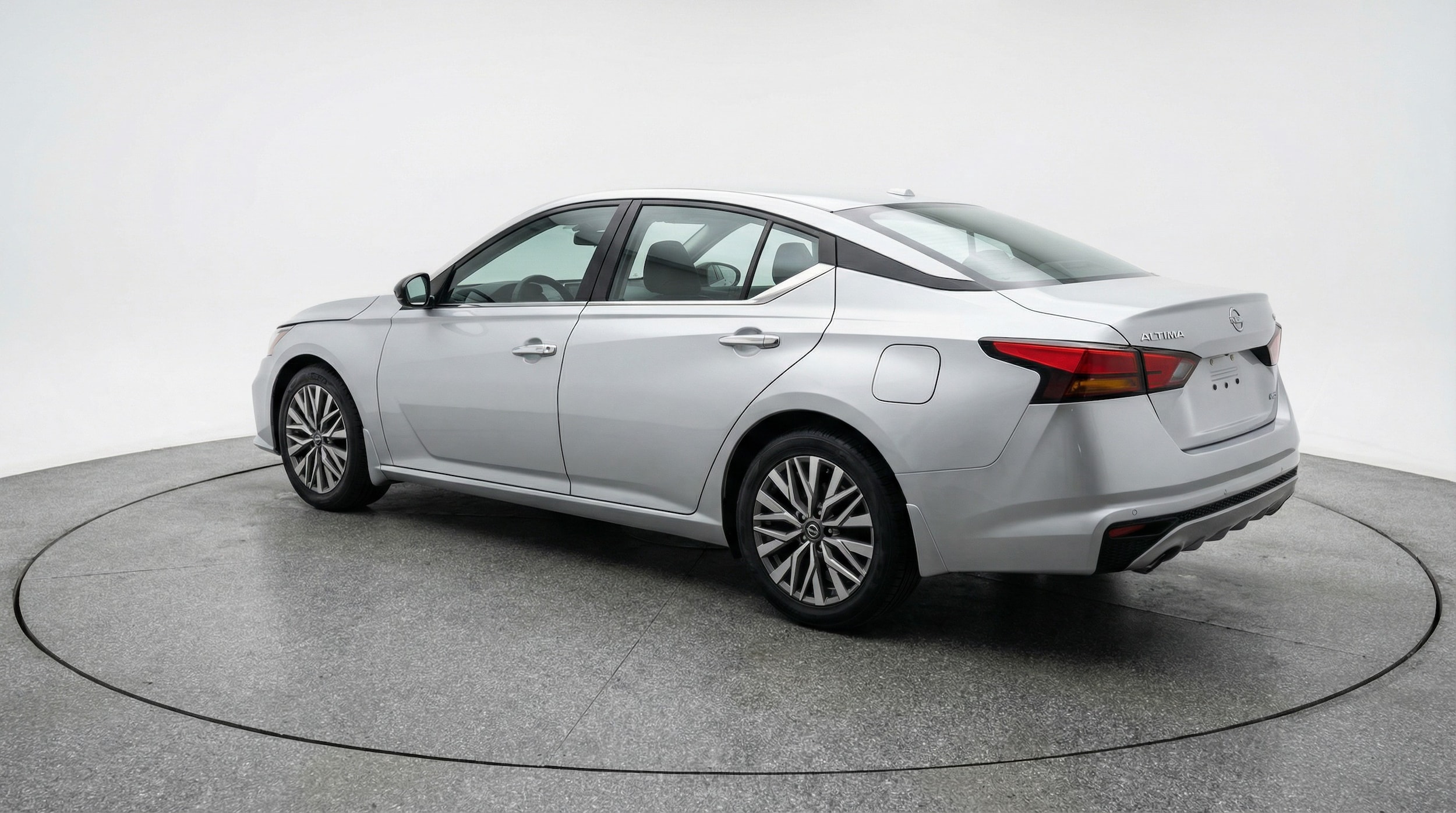 Thumbnail: 2025 Nissan Altima - 5