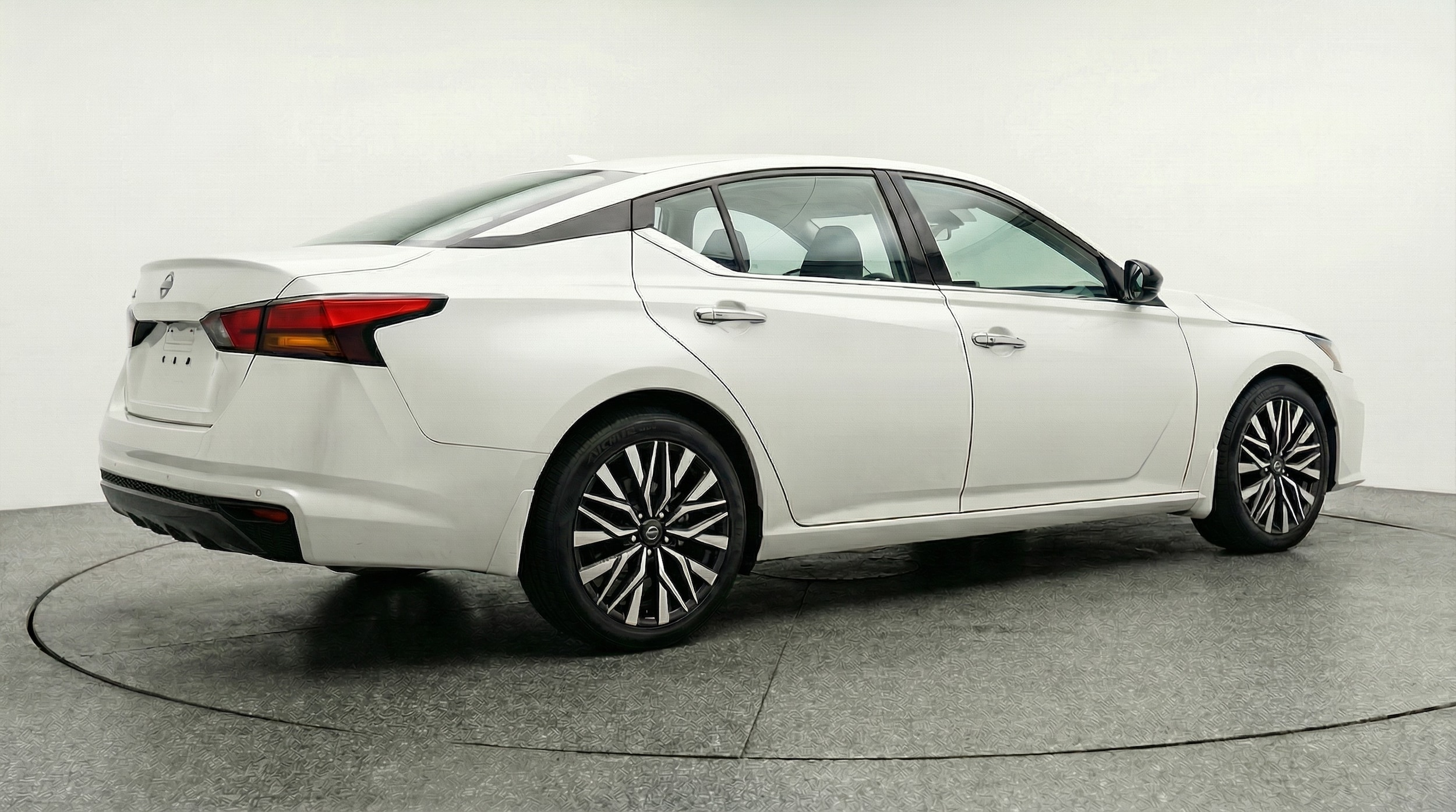 Thumbnail: 2025 Nissan Altima - 7