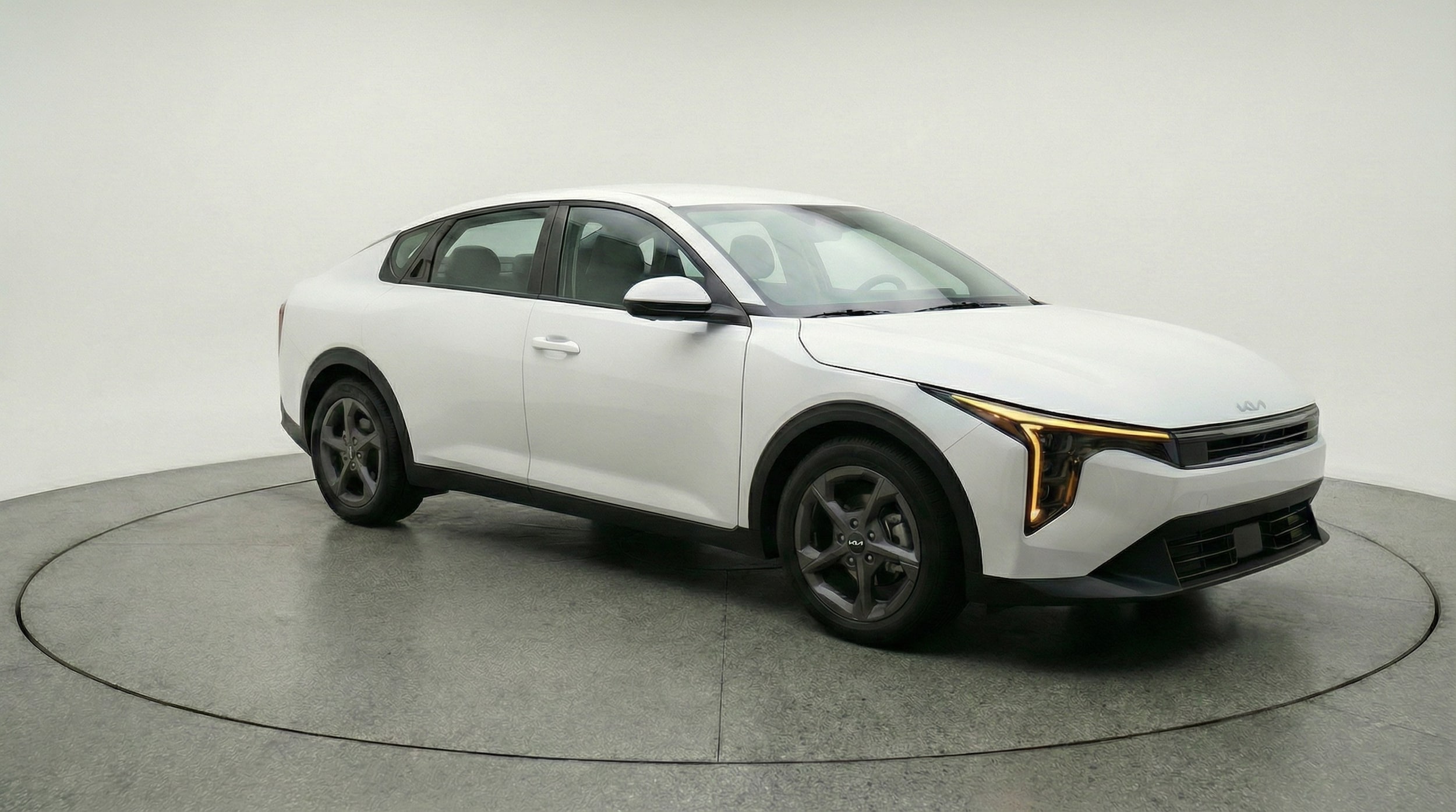 Thumbnail: 2025 Kia K4 - 1