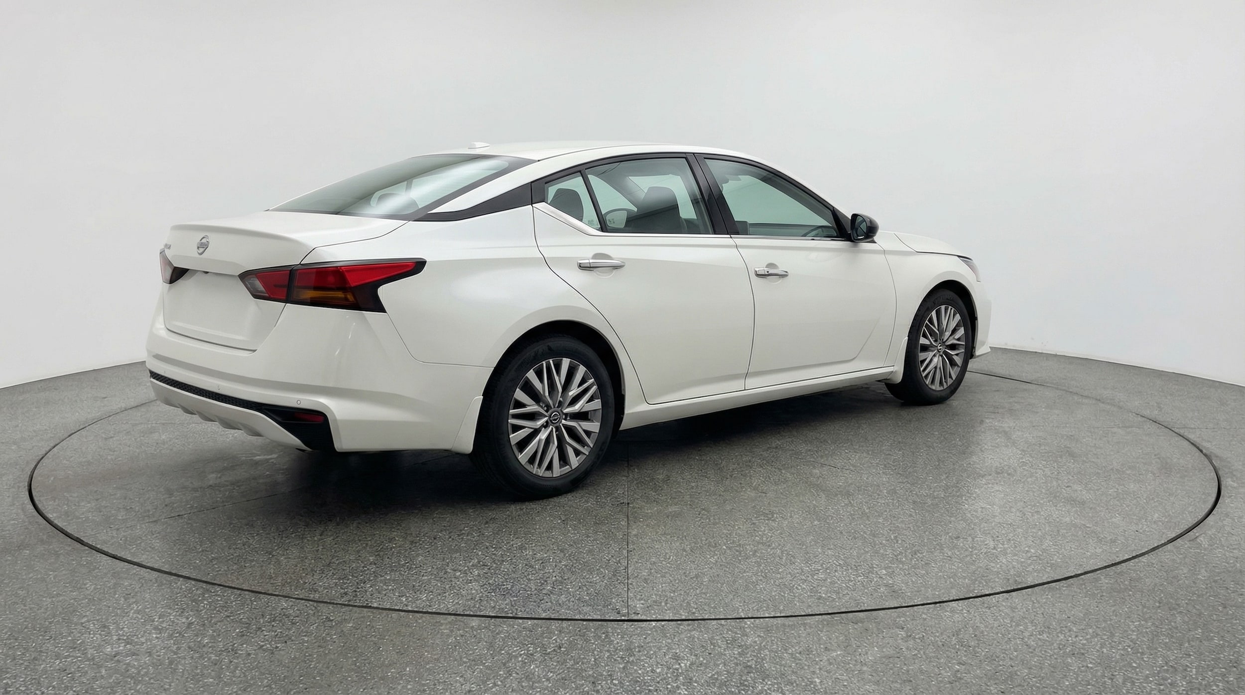 Thumbnail: 2025 Nissan Altima - 7