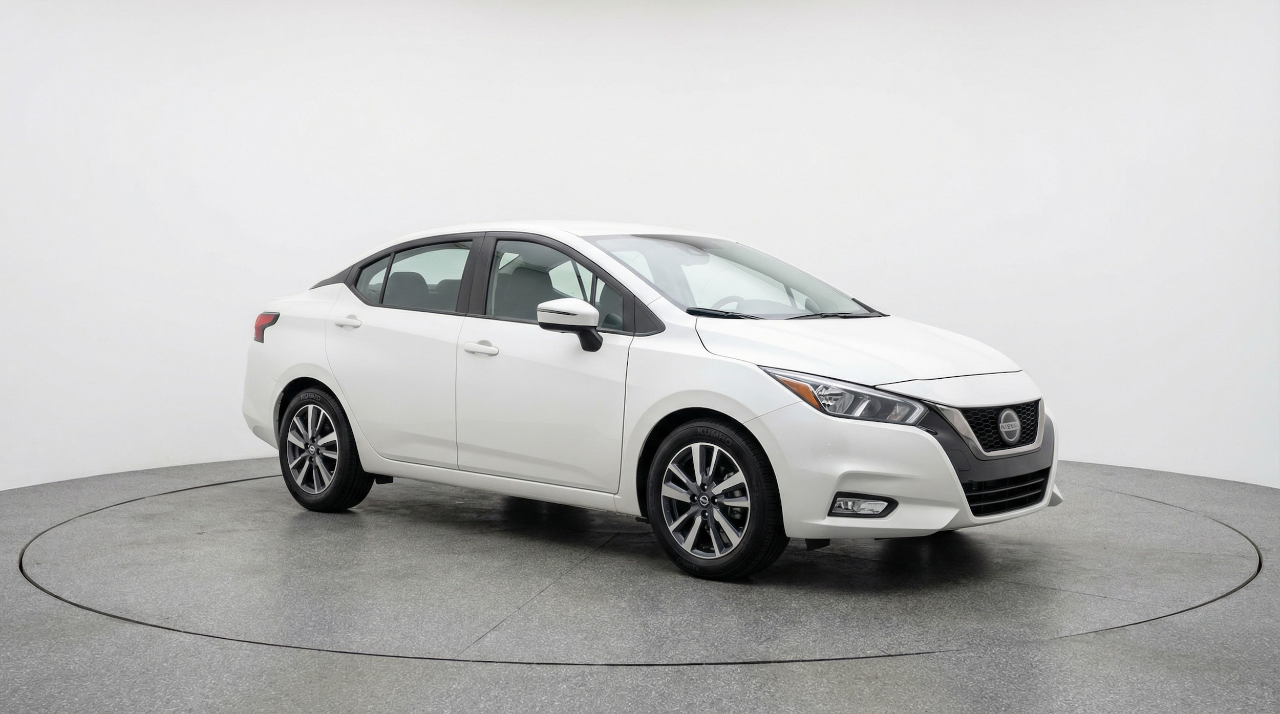 2025 Nissan Versa Sedan SV