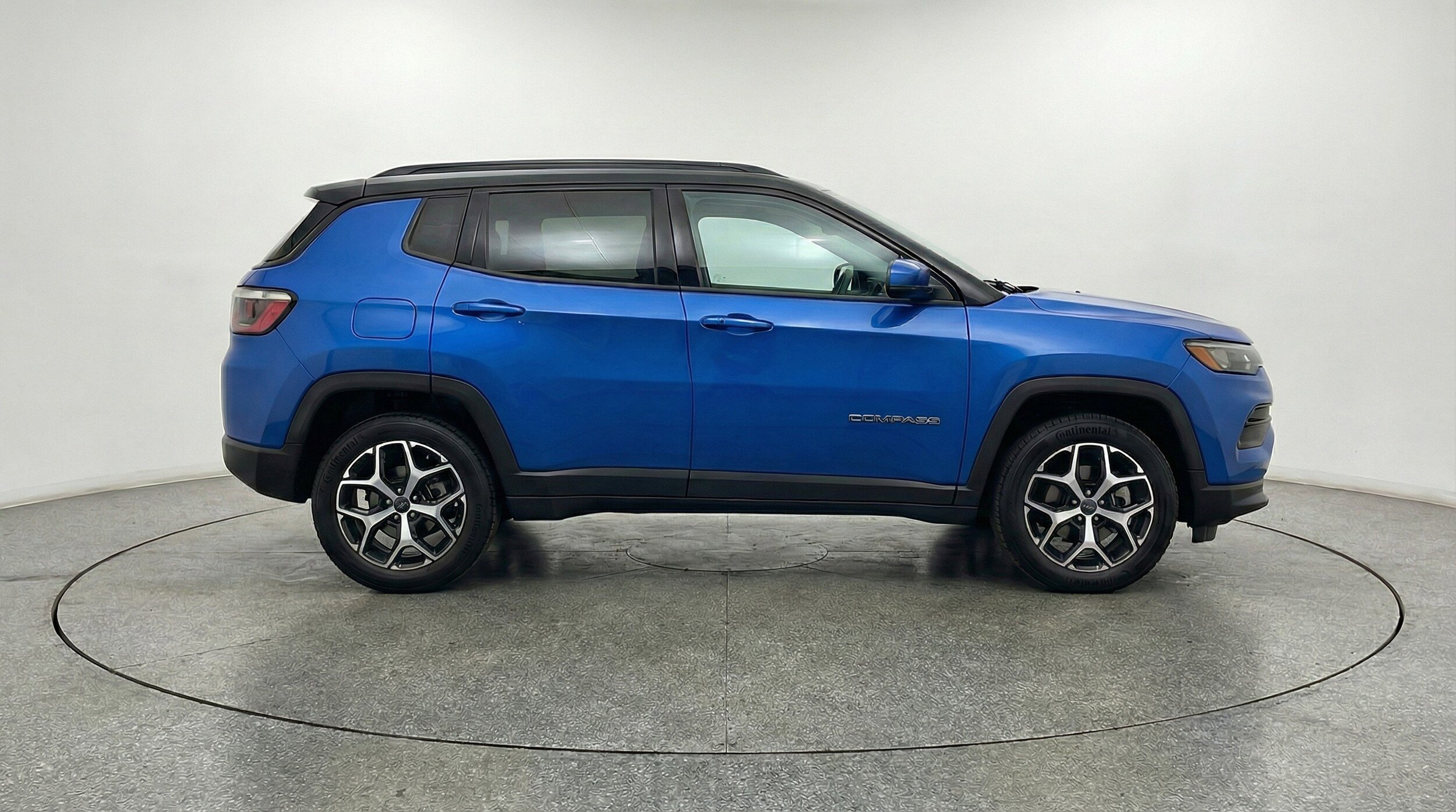 Thumbnail: 2025 Jeep Compass - 11