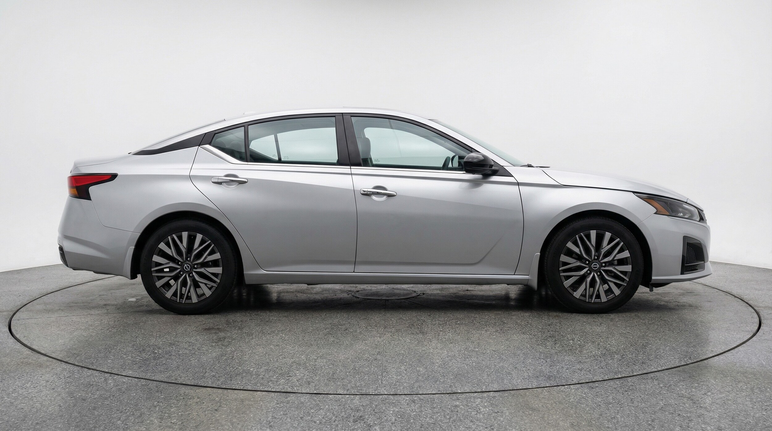 Thumbnail: 2025 Nissan Altima - 8