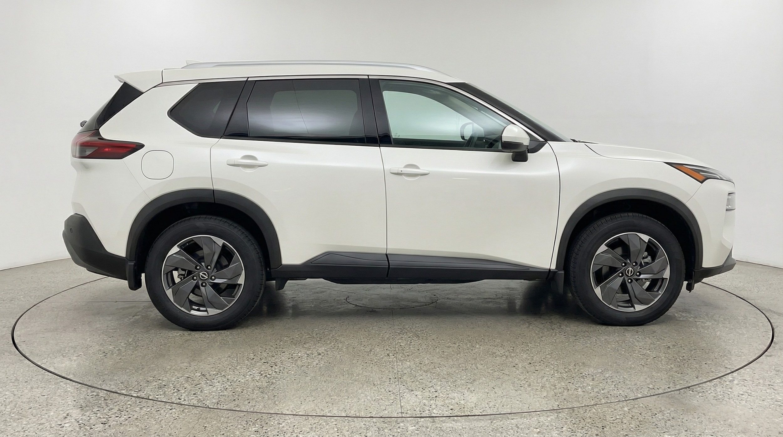 Thumbnail: 2025 Nissan Rogue - 8