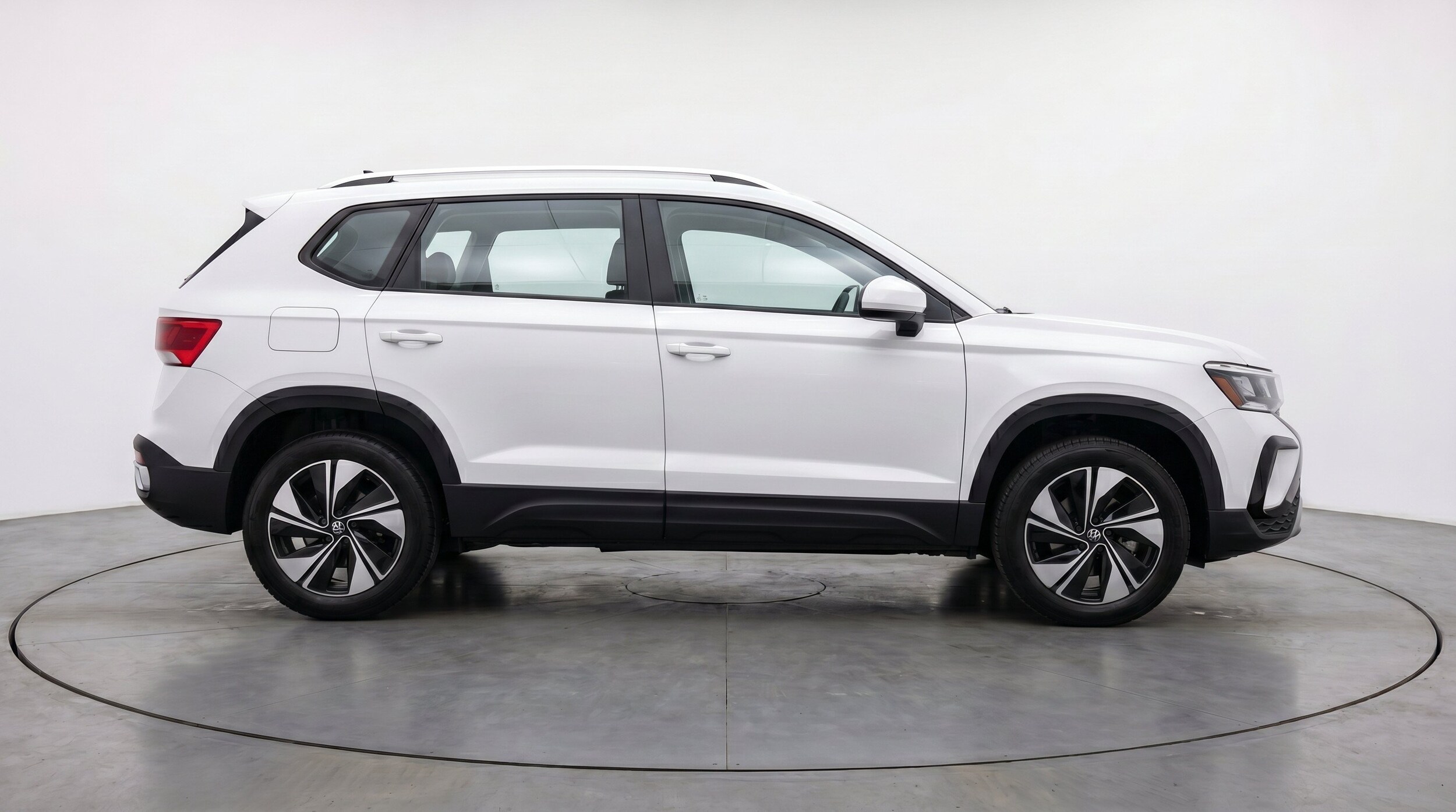 Thumbnail: 2026 Volkswagen Taos - 11