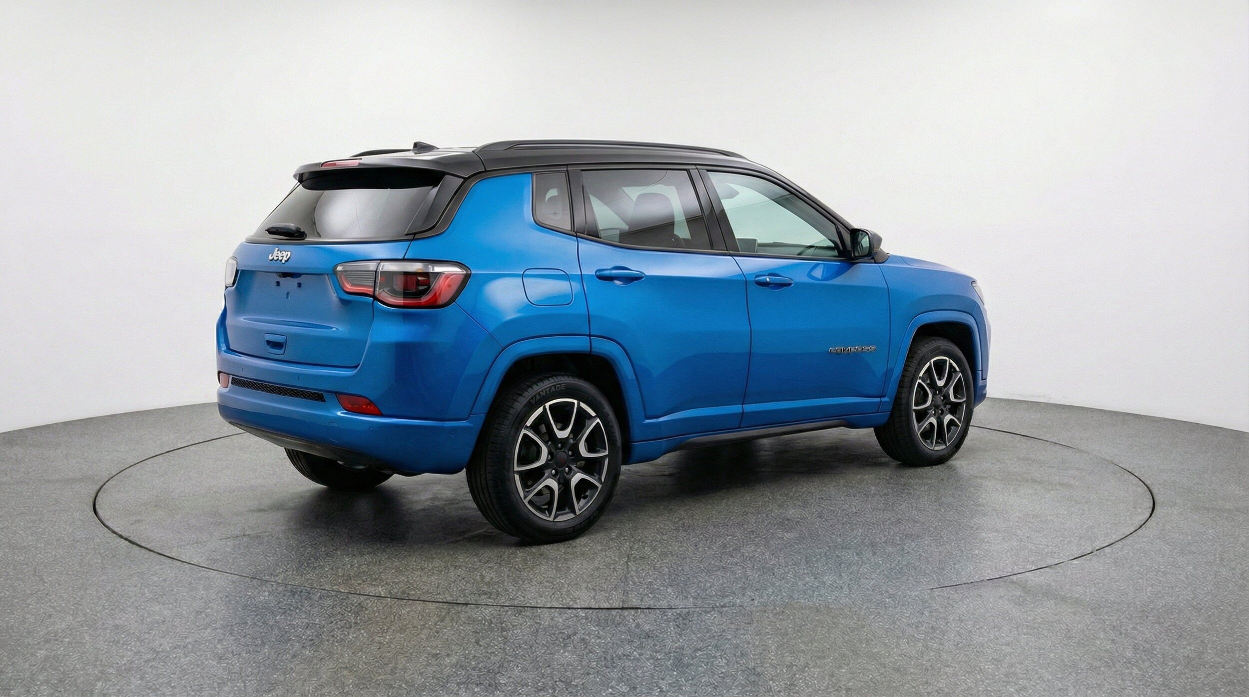 Thumbnail: 2025 Jeep Compass - 9