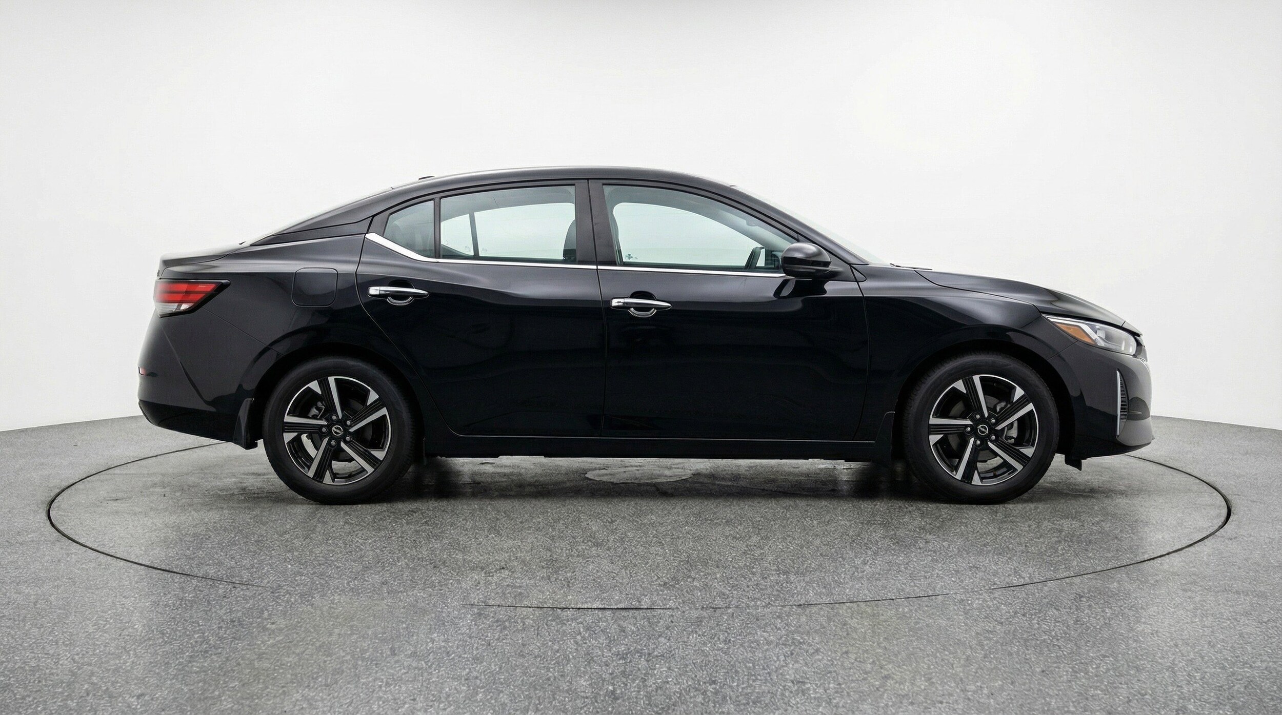 Thumbnail: 2025 Nissan Sentra - 11