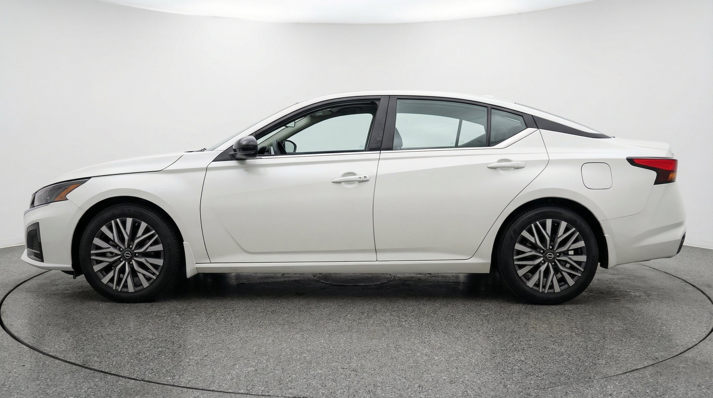 Thumbnail: 2026 Nissan Altima - 5