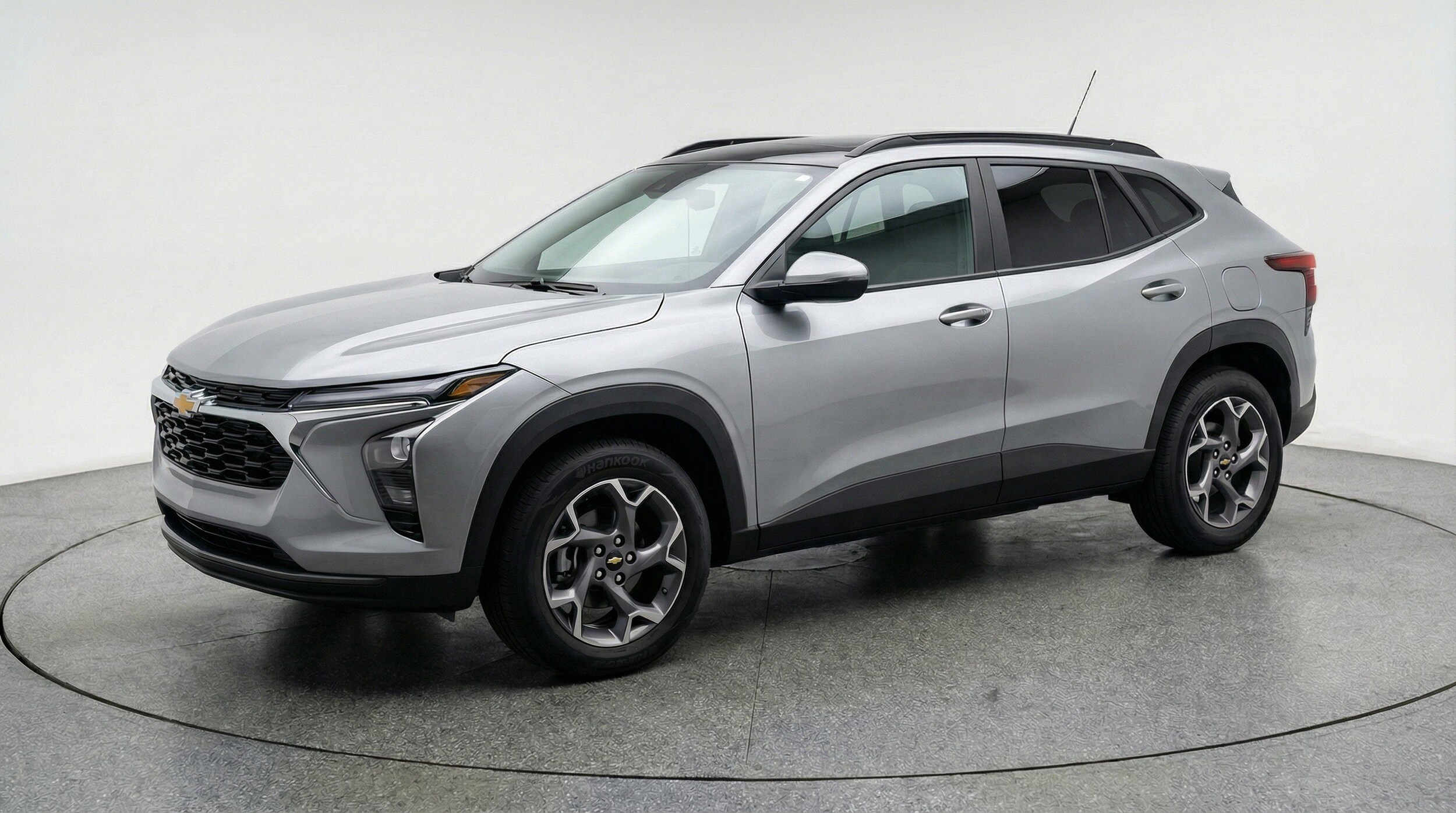 Thumbnail: 2025 Chevrolet Trax - 3