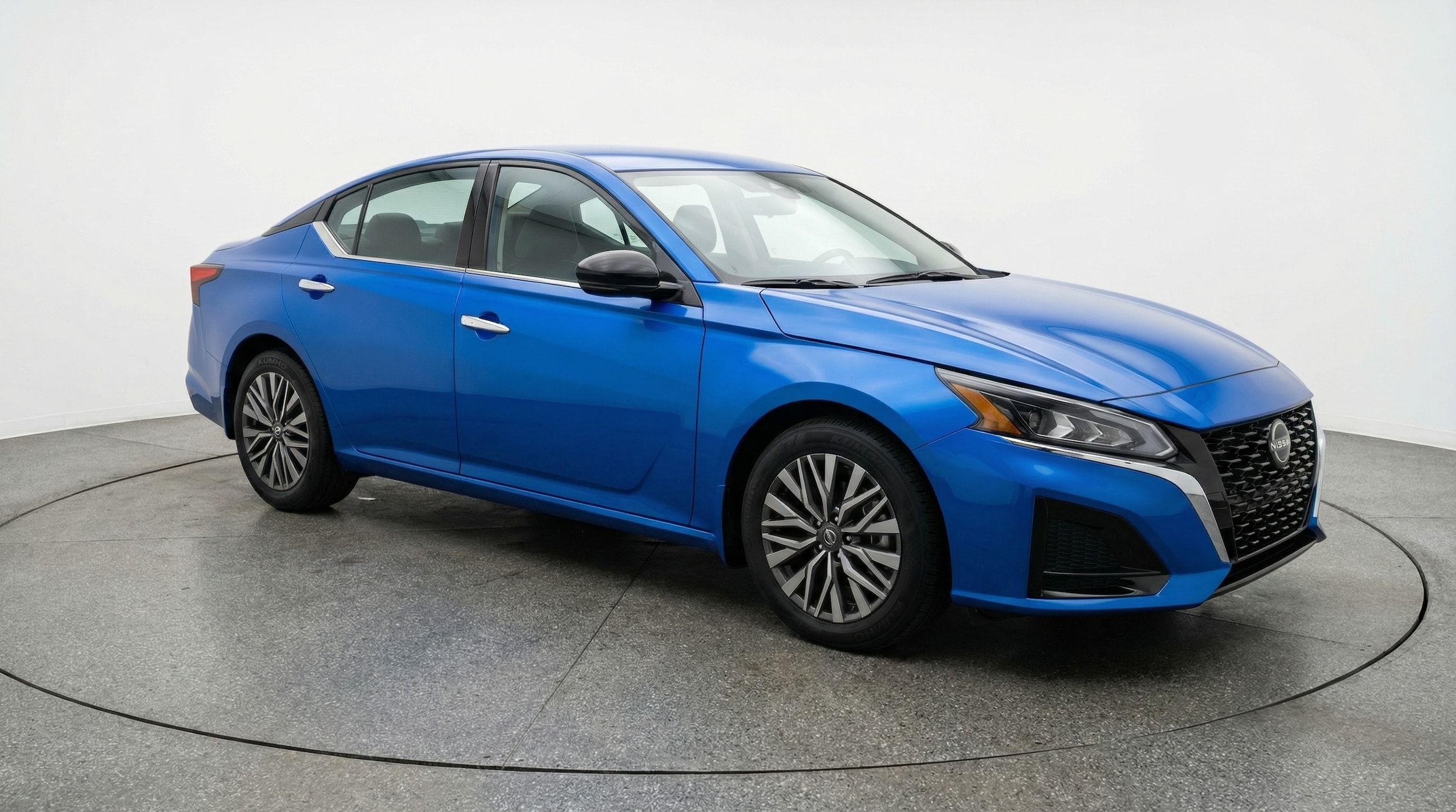 Thumbnail: 2025 Nissan Altima - 1