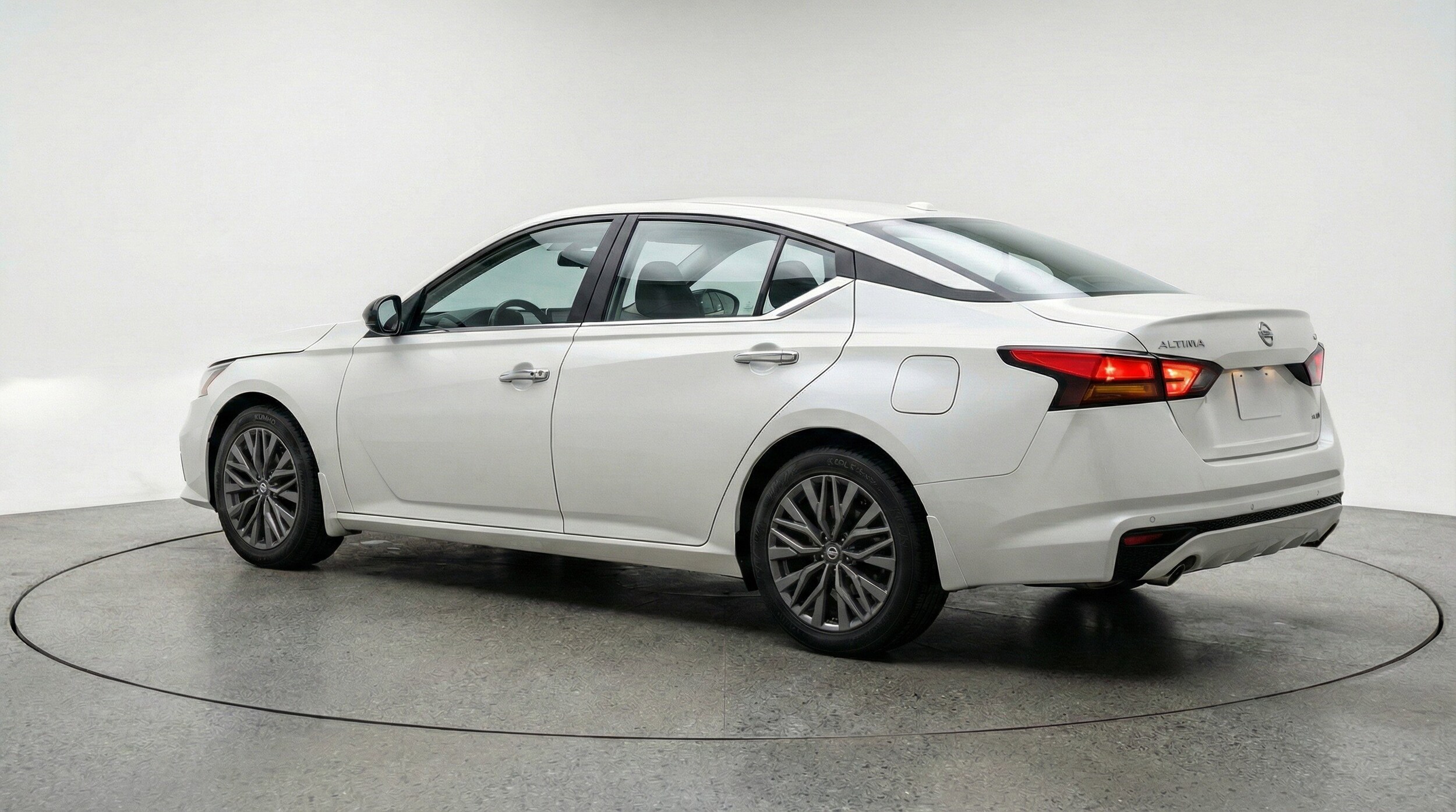 Thumbnail: 2025 Nissan Altima - 6