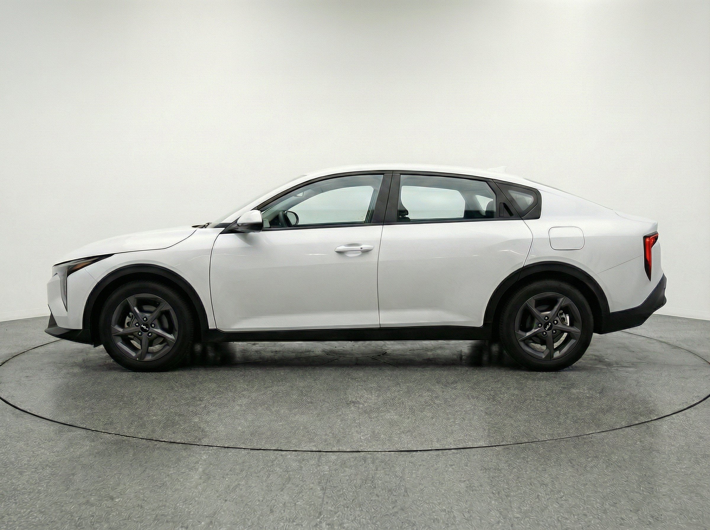 Thumbnail: 2025 Kia K4 - 5