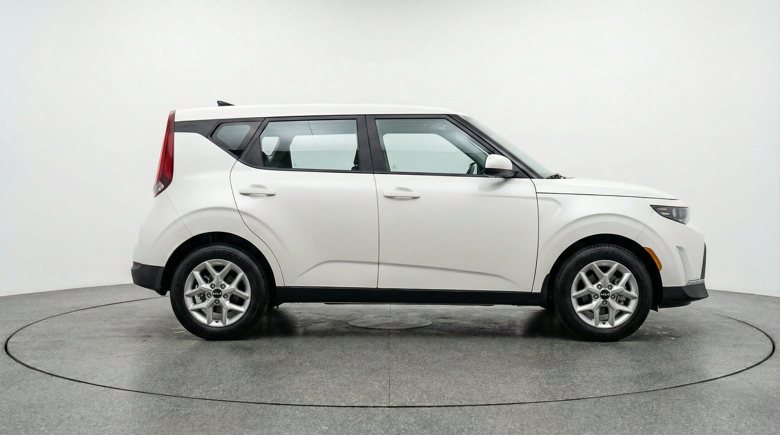 Thumbnail: 2025 Kia Soul - 11