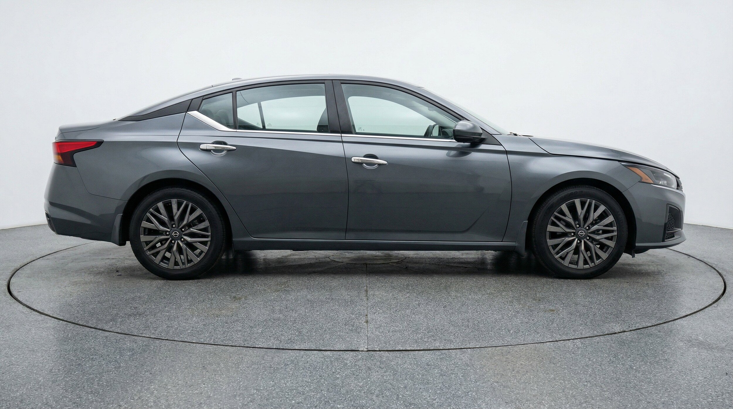 Thumbnail: 2025 Nissan Altima - 11