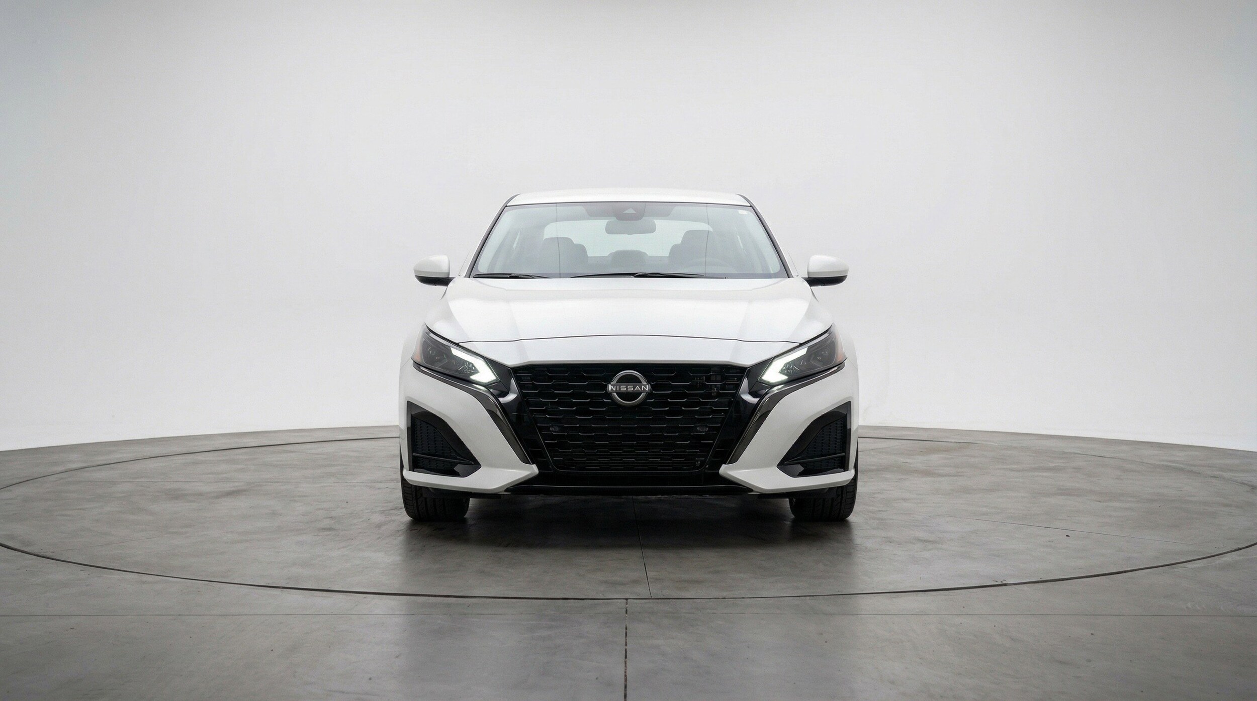 Thumbnail: 2025 Nissan Altima - 2