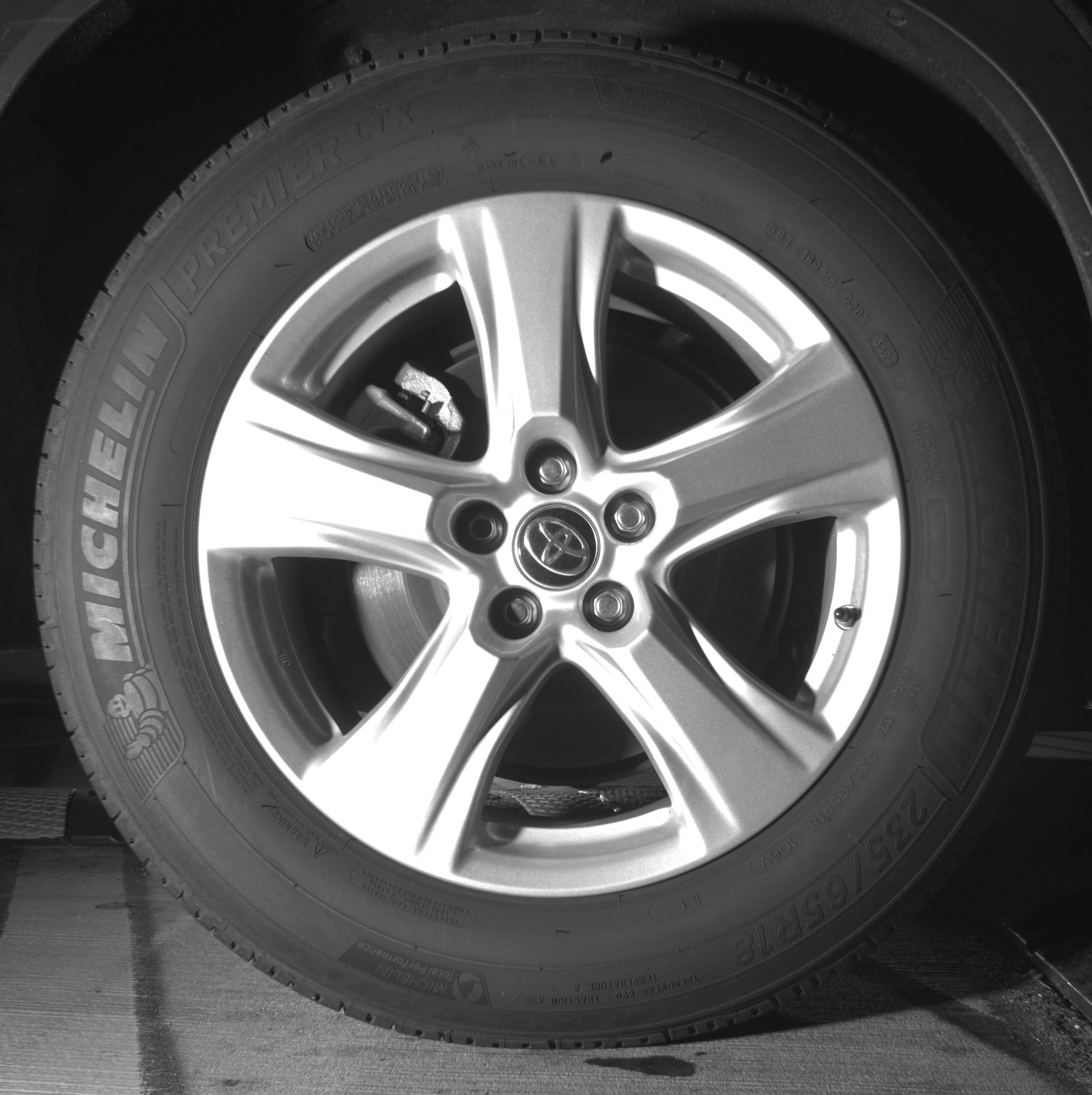 Thumbnail: 2025 Toyota Highlander - 15