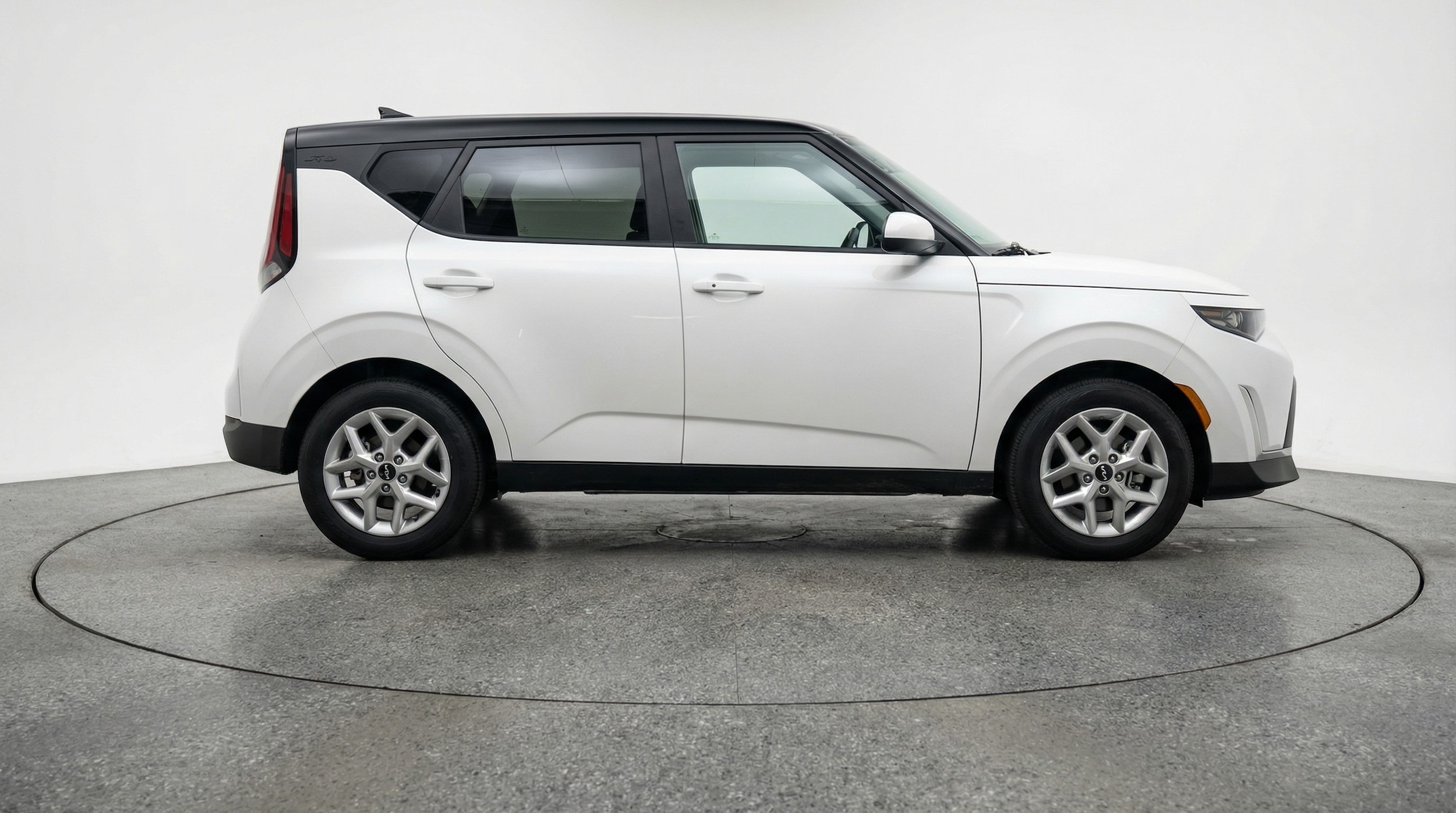 Thumbnail: 2025 Kia Soul - 8