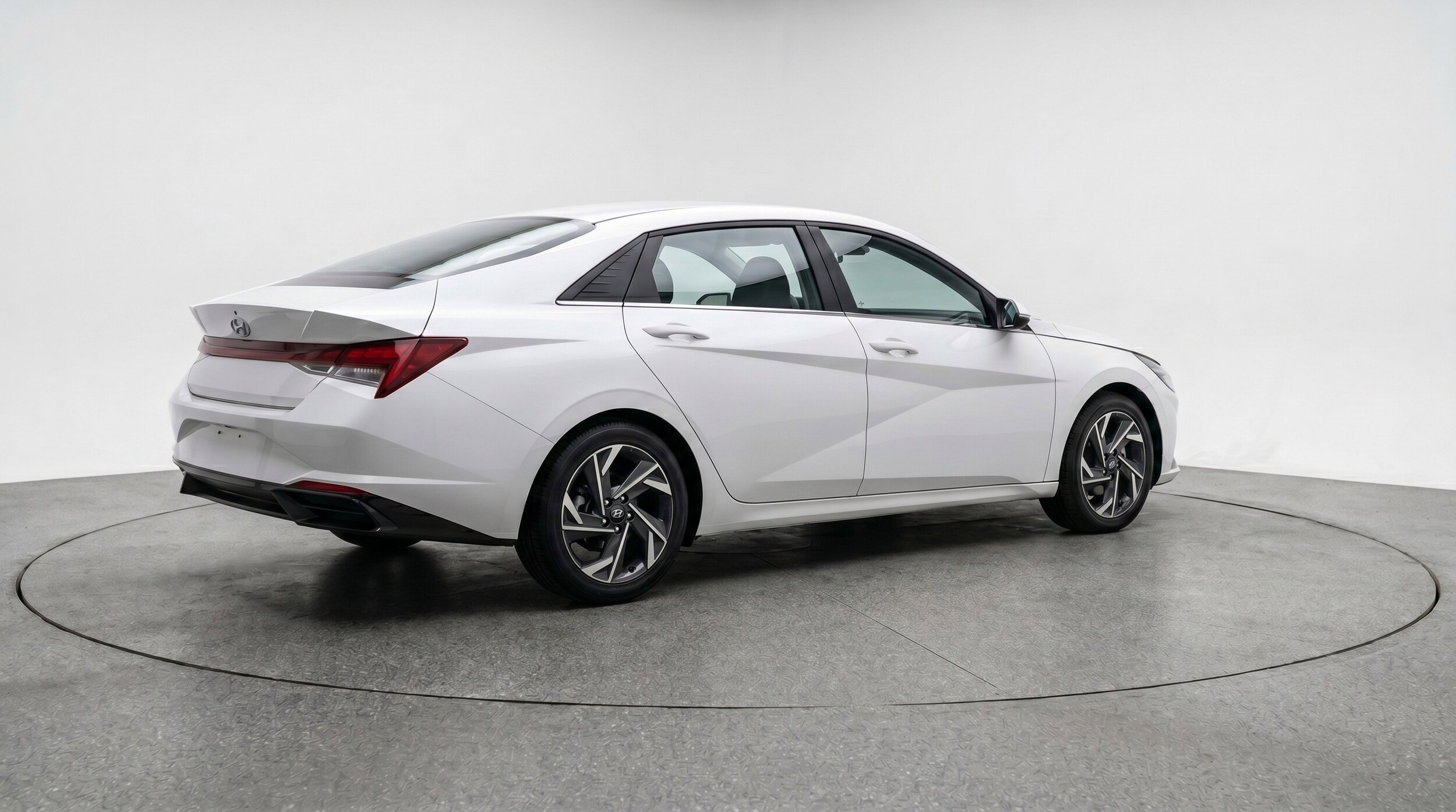Thumbnail: 2025 Hyundai Elantra - 9
