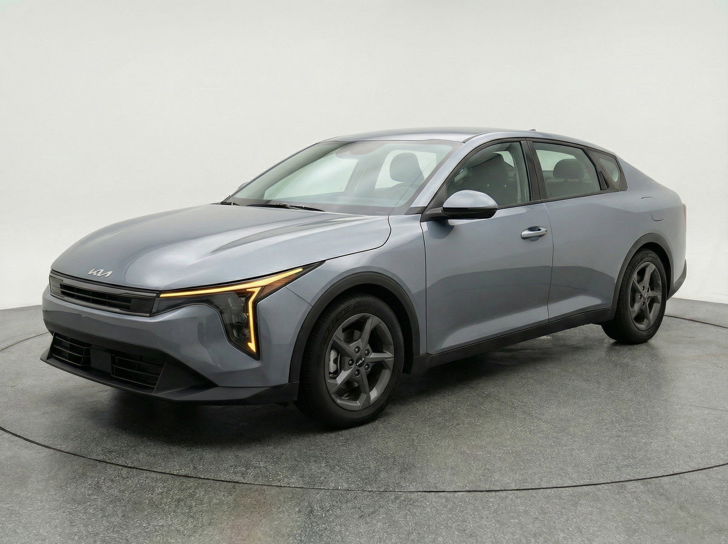Thumbnail: 2025 Kia K4 - 3
