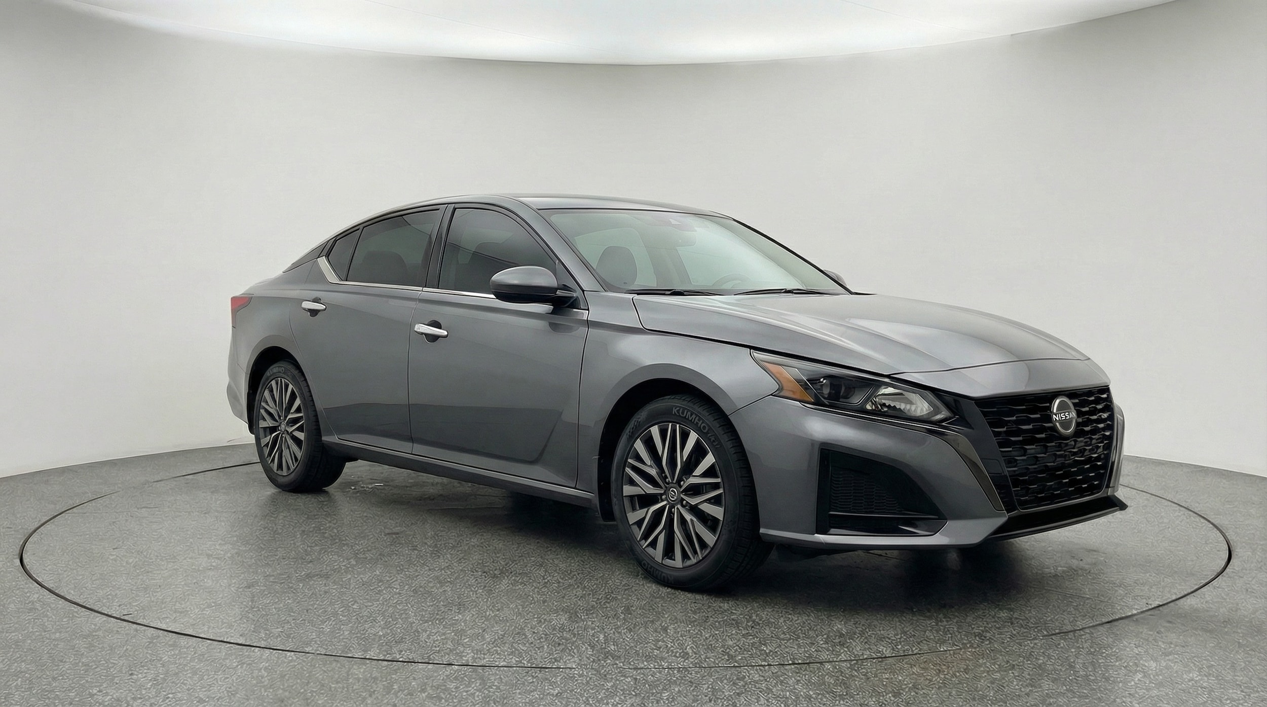 Thumbnail: 2025 Nissan Altima - 1