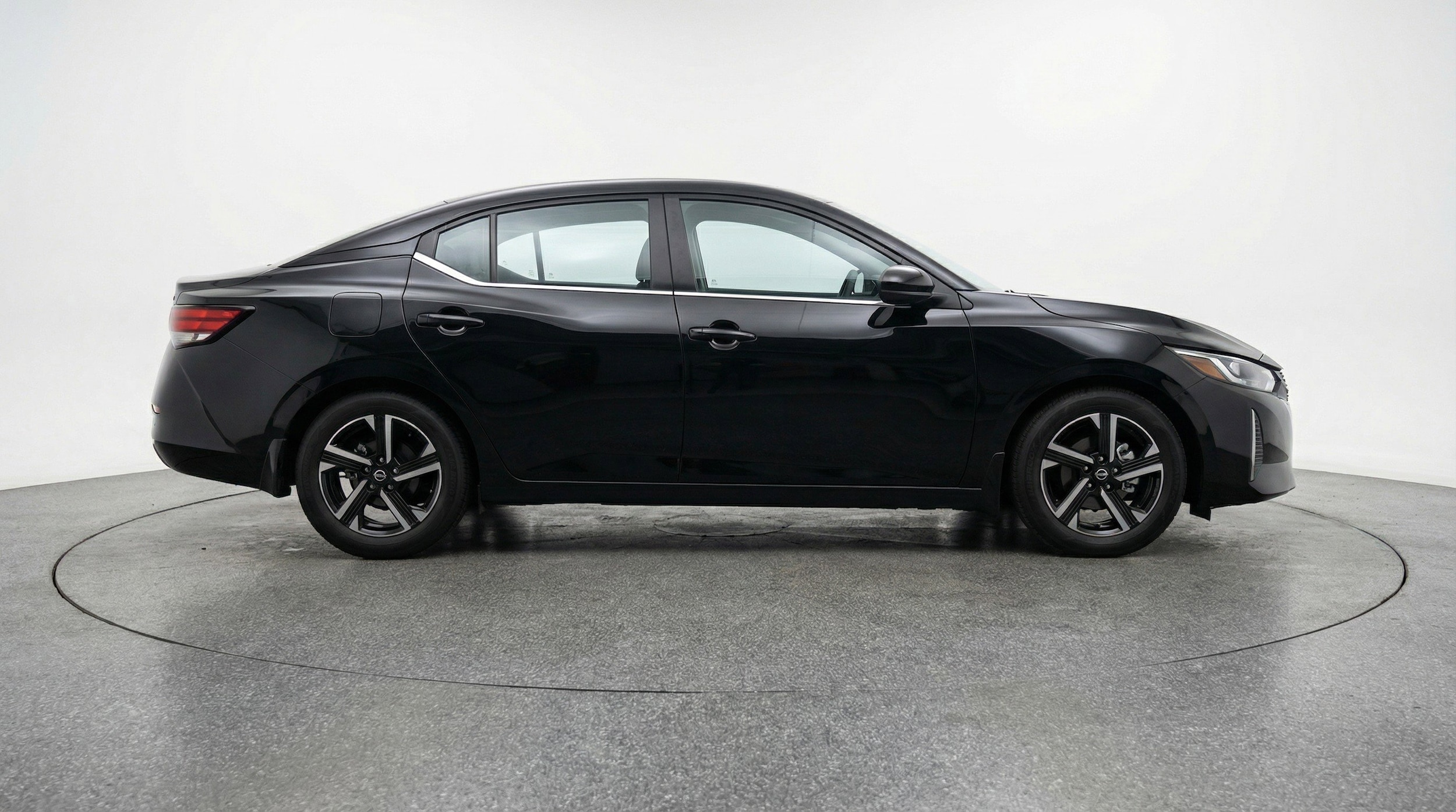 Thumbnail: 2025 Nissan Sentra - 11