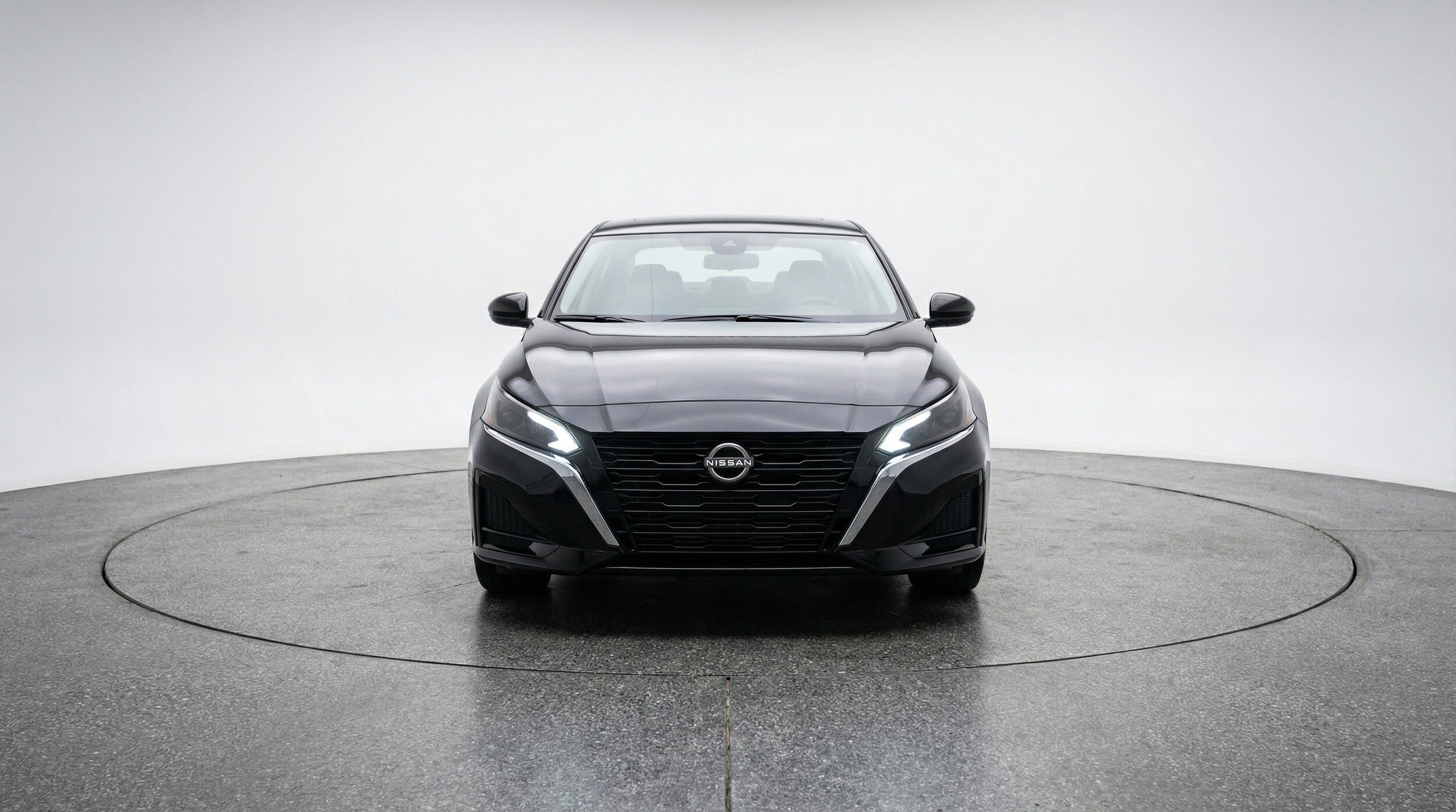 Thumbnail: 2025 Nissan Altima - 2