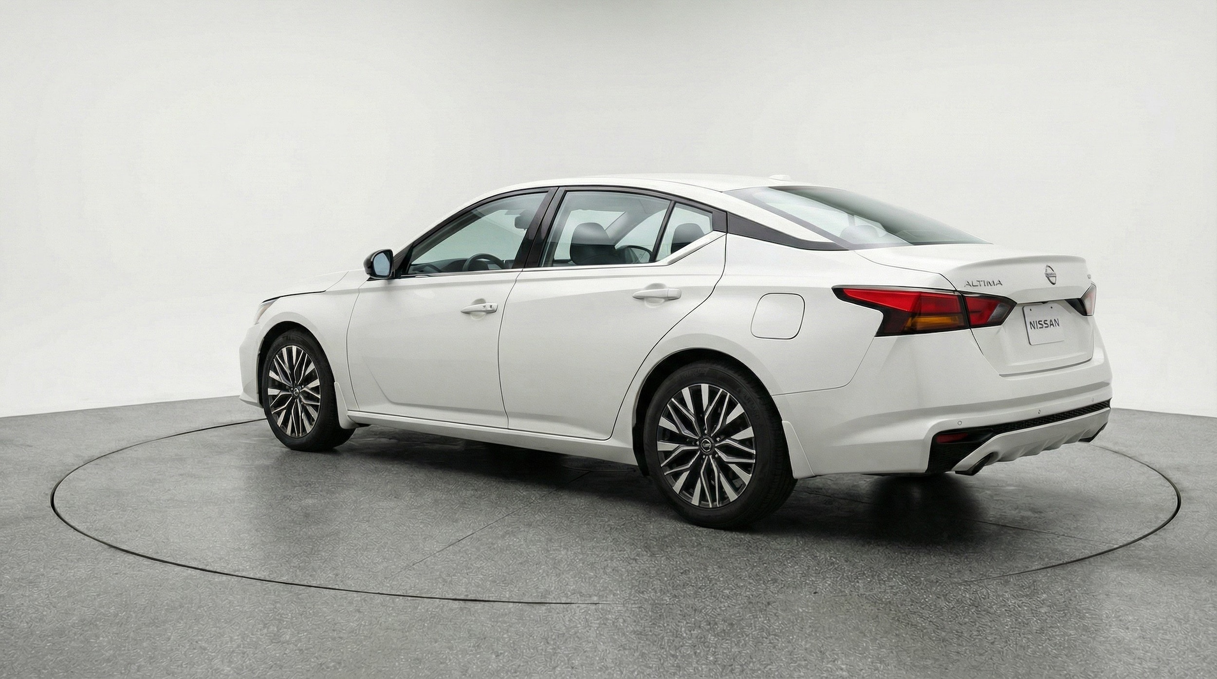Thumbnail: 2025 Nissan Altima - 6