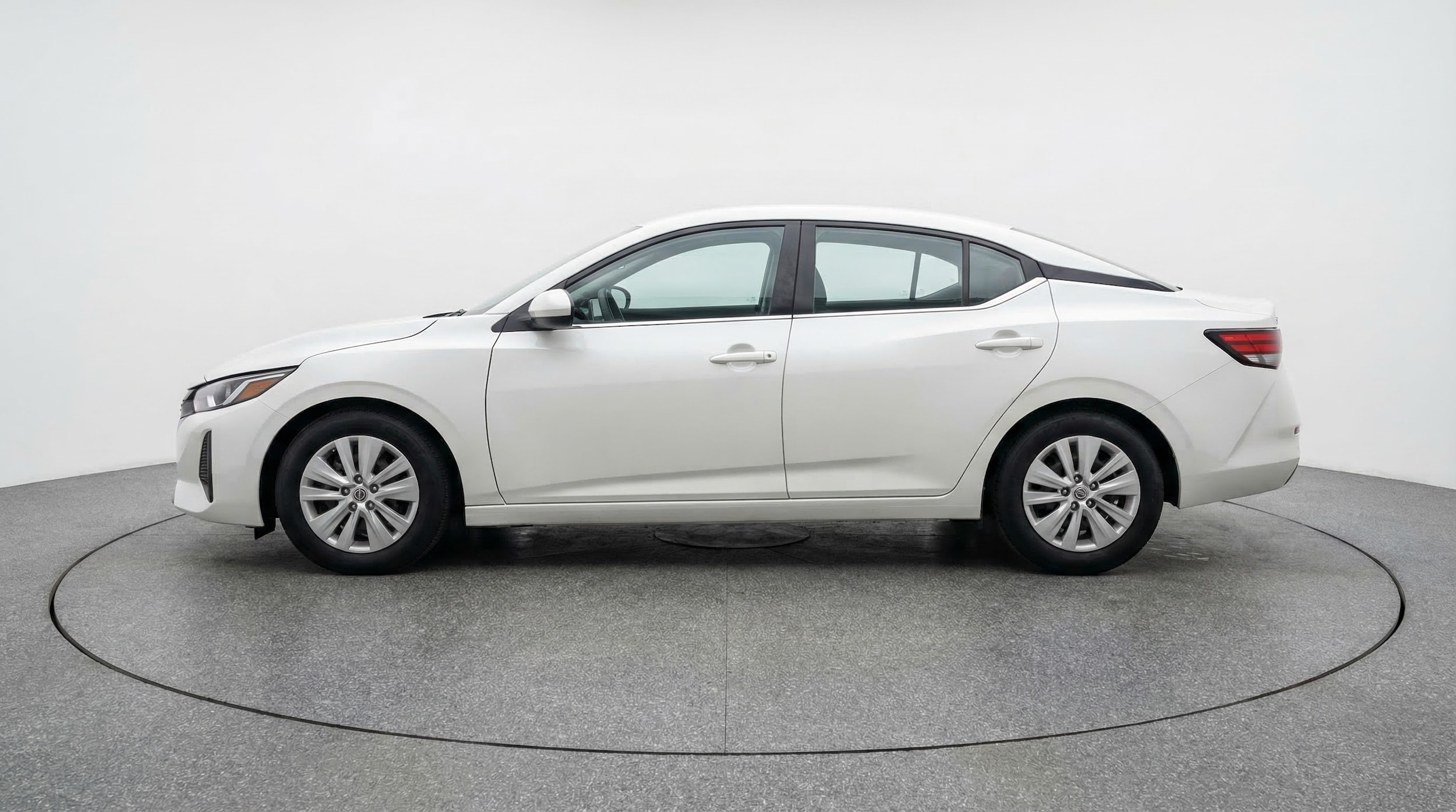 Thumbnail: 2025 Nissan Sentra - 4