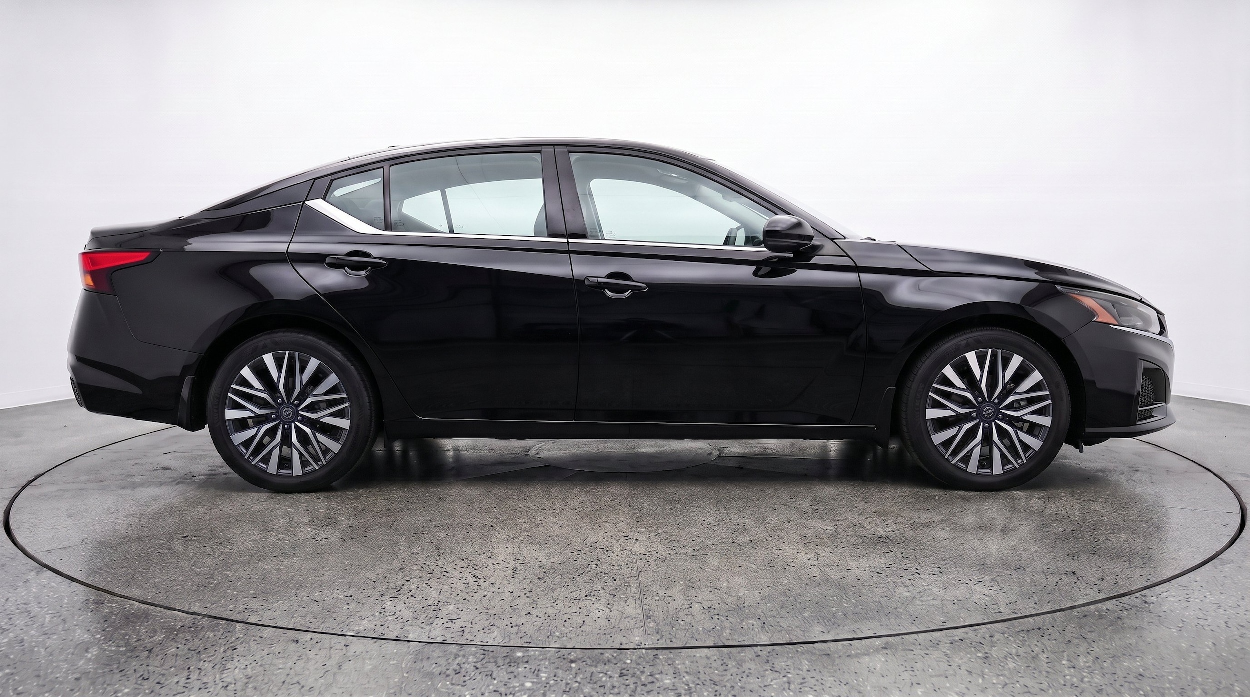 Thumbnail: 2026 Nissan Altima - 10