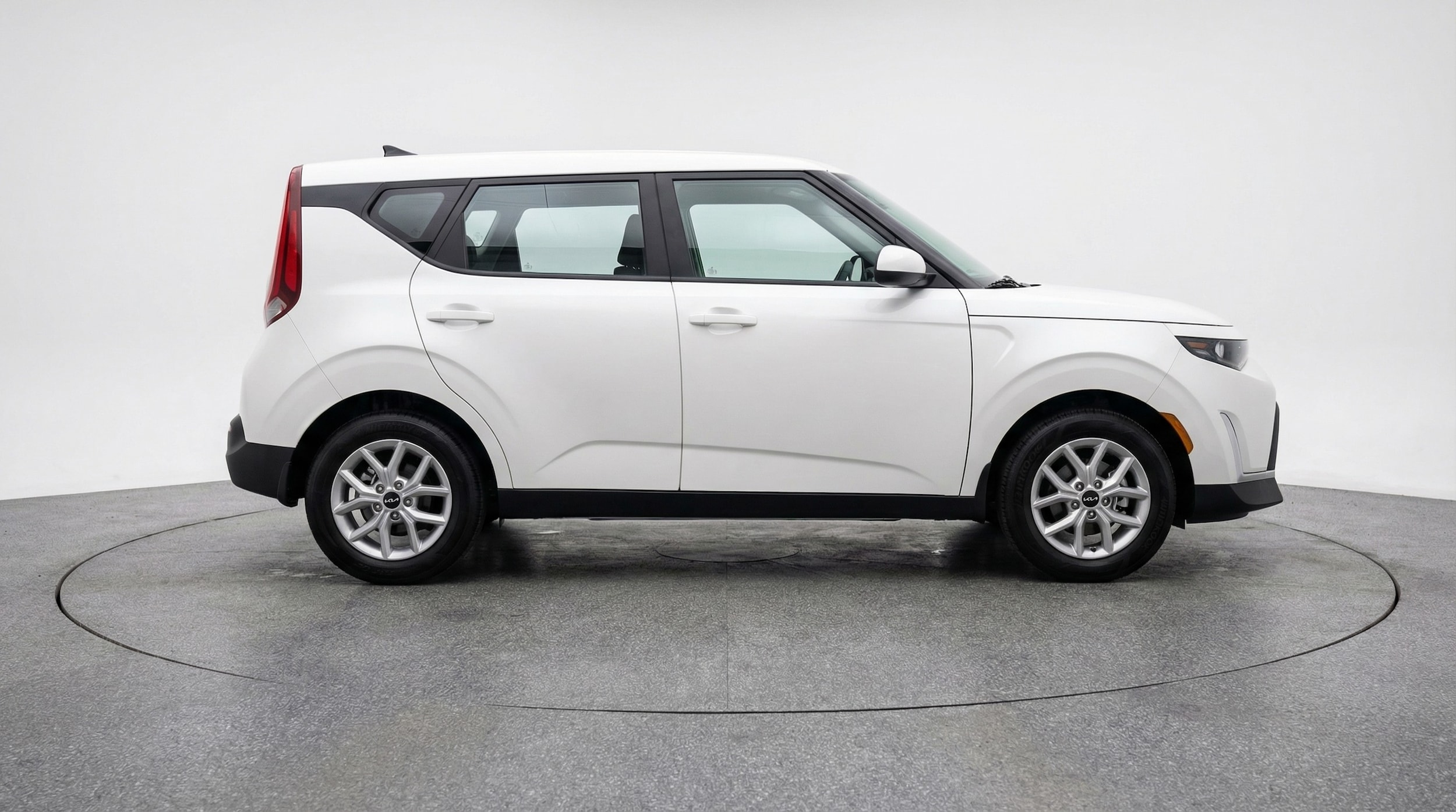 Thumbnail: 2025 Kia Soul - 8