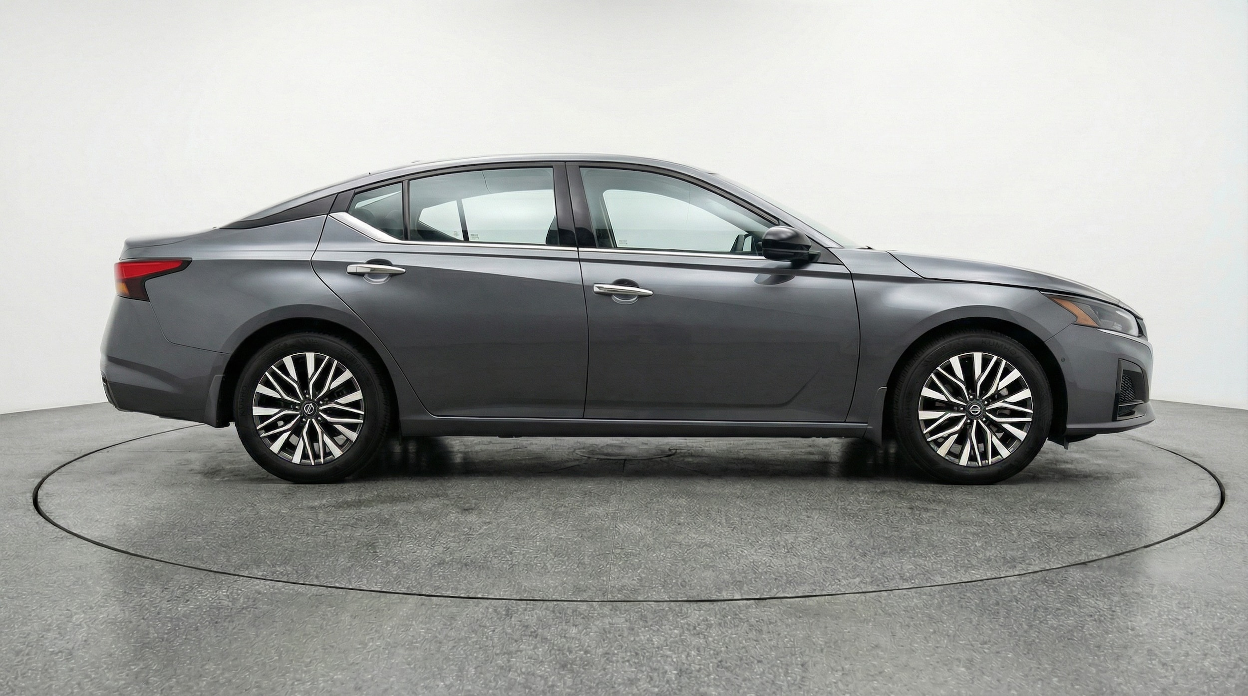 Thumbnail: 2025 Nissan Altima - 8