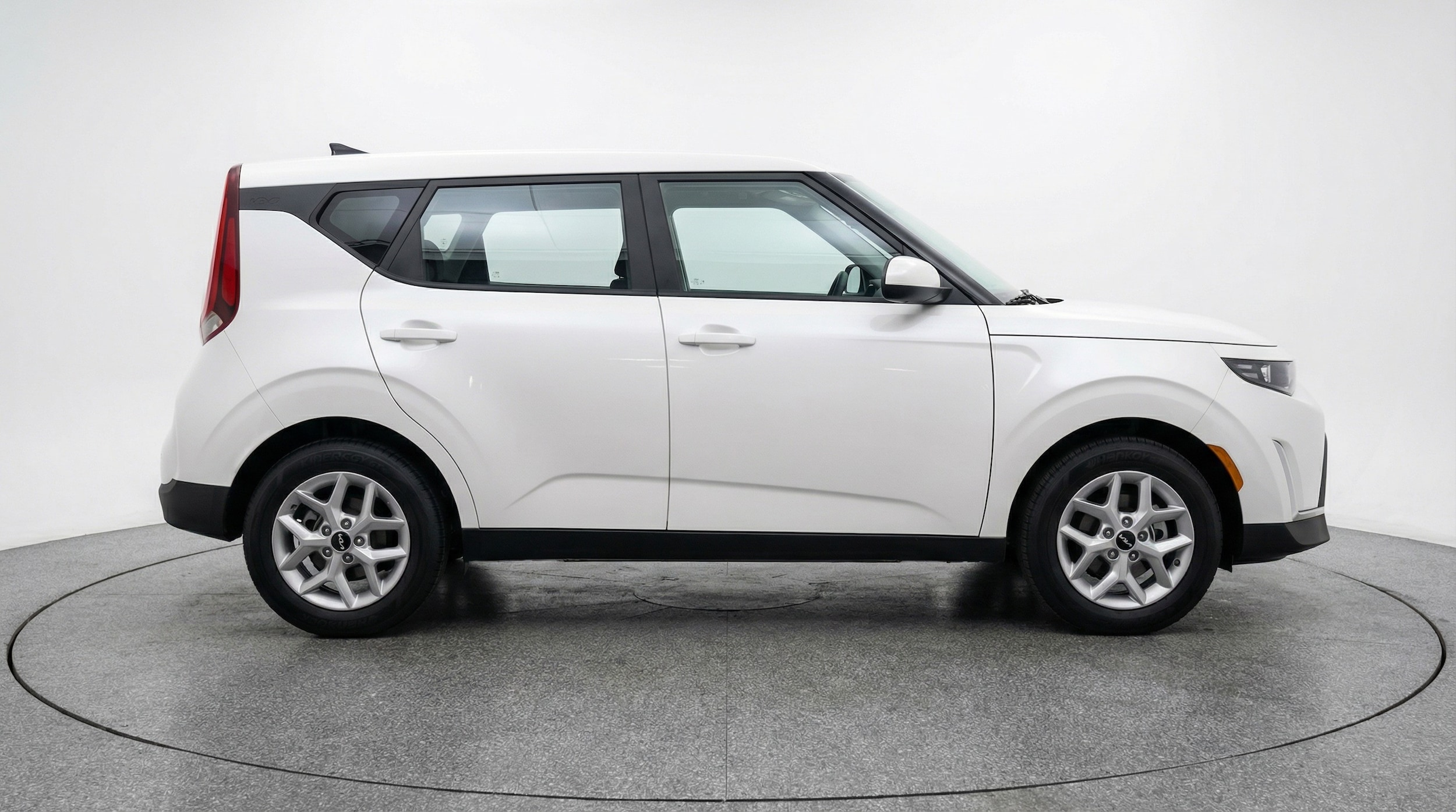 Thumbnail: 2025 Kia Soul - 8