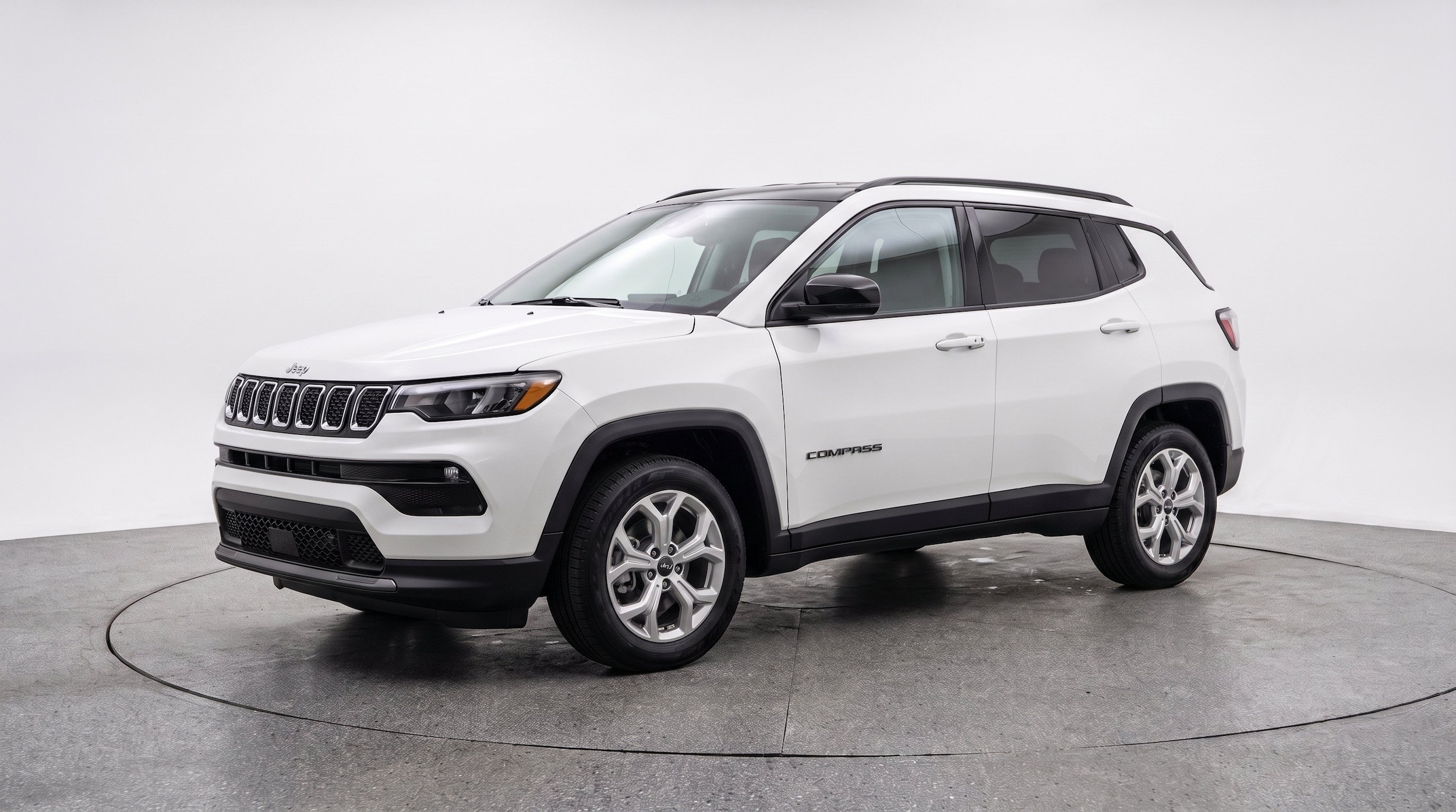 Thumbnail: 2025 Jeep Compass - 3