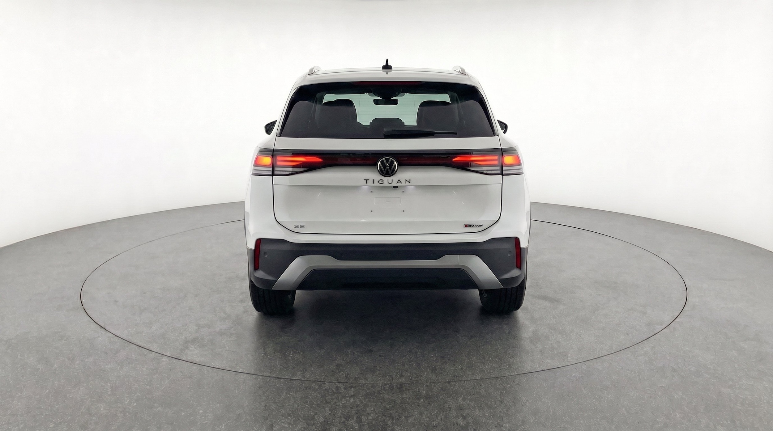 Thumbnail: 2026 Volkswagen Tiguan - 7