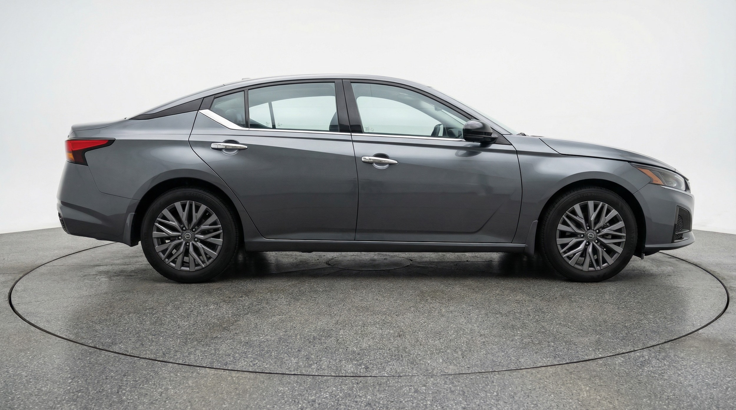 Thumbnail: 2025 Nissan Altima - 8