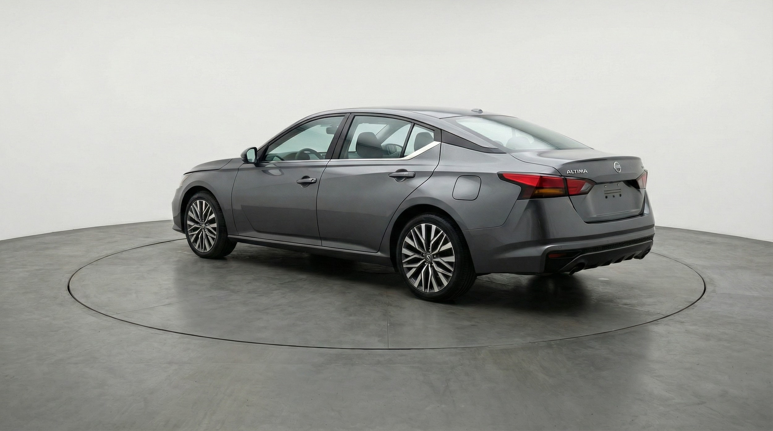 Thumbnail: 2025 Nissan Altima - 5