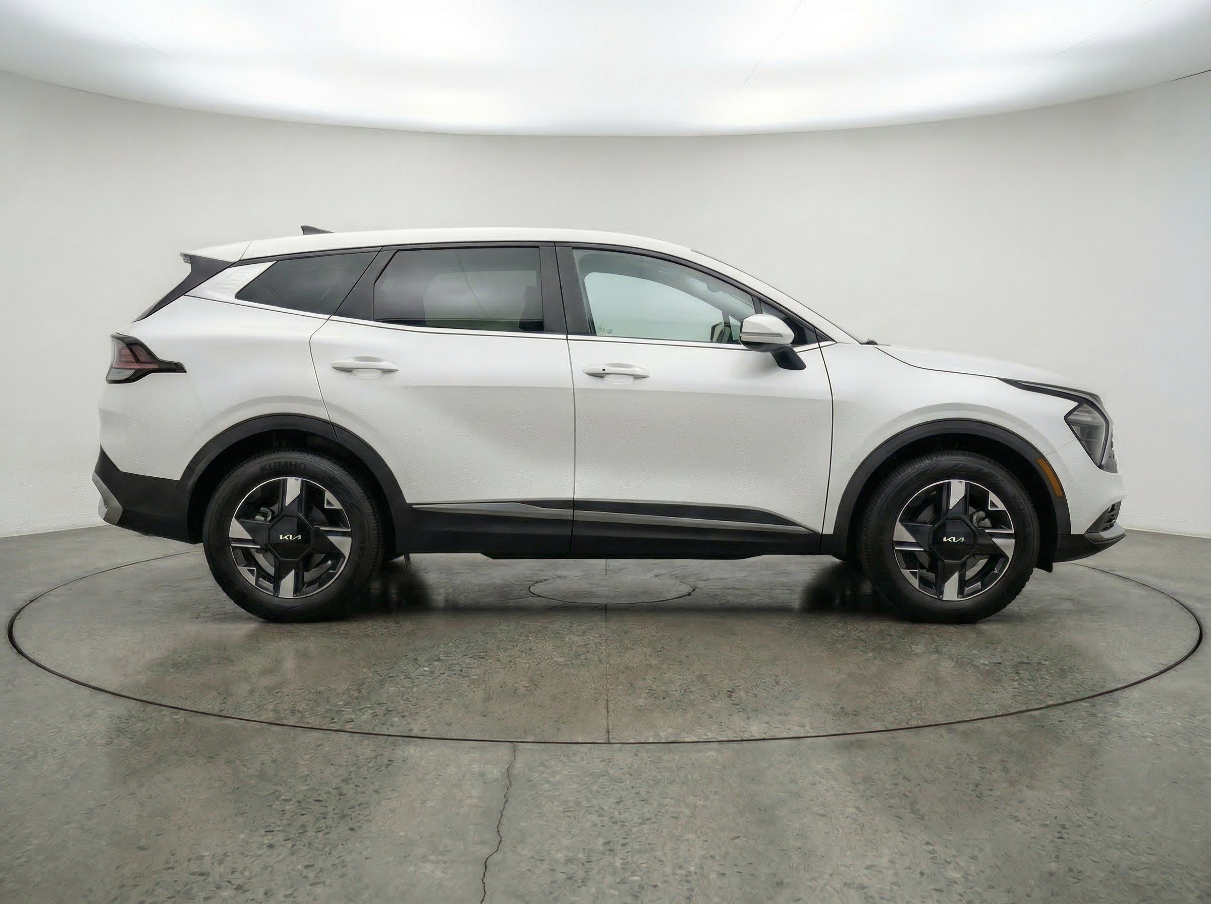 Thumbnail: 2026 Kia Sportage - 10