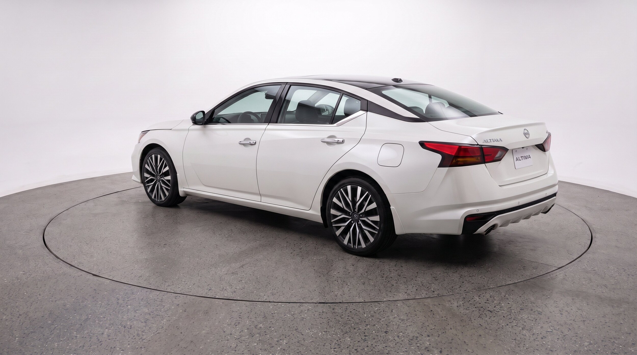 Thumbnail: 2025 Nissan Altima - 6